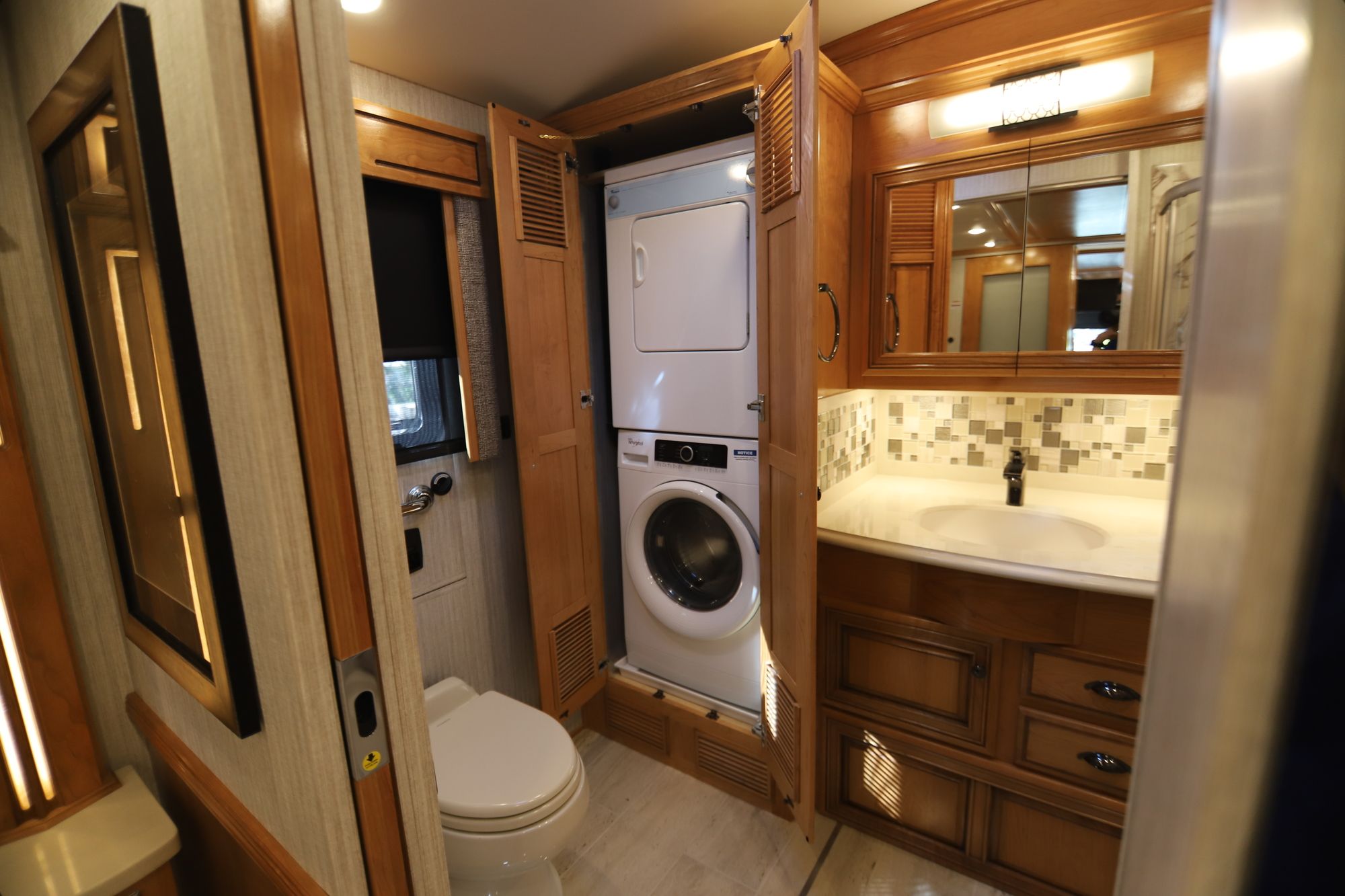 New 2019 Newmar Dutch Star 4018 Class A  For Sale