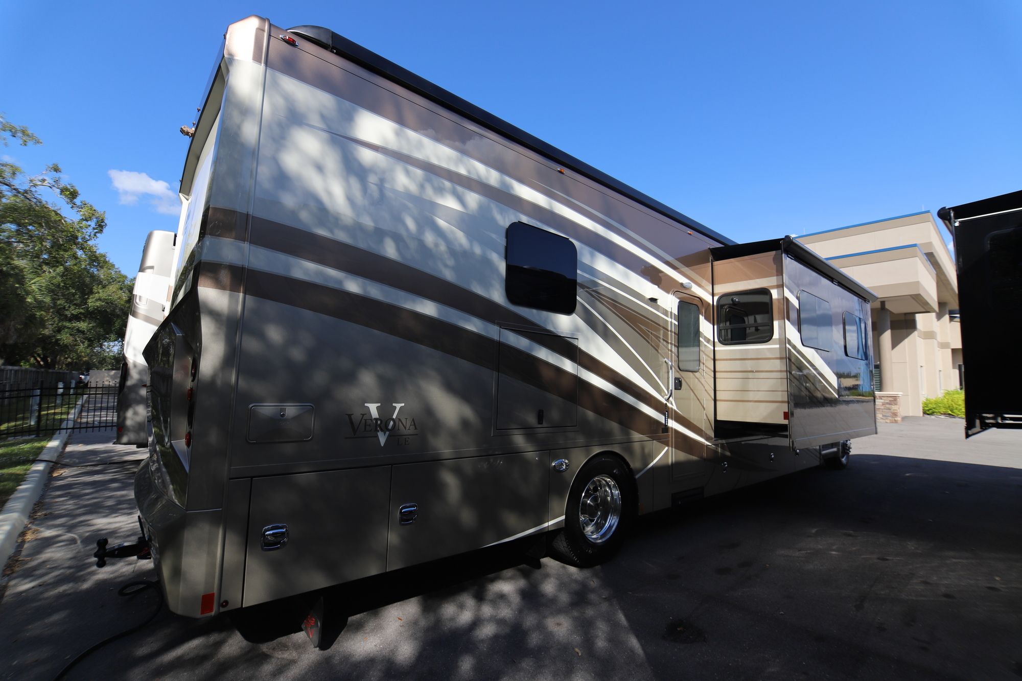 New 2019 Renegade Rv Verona Le 40LRB Class C  For Sale