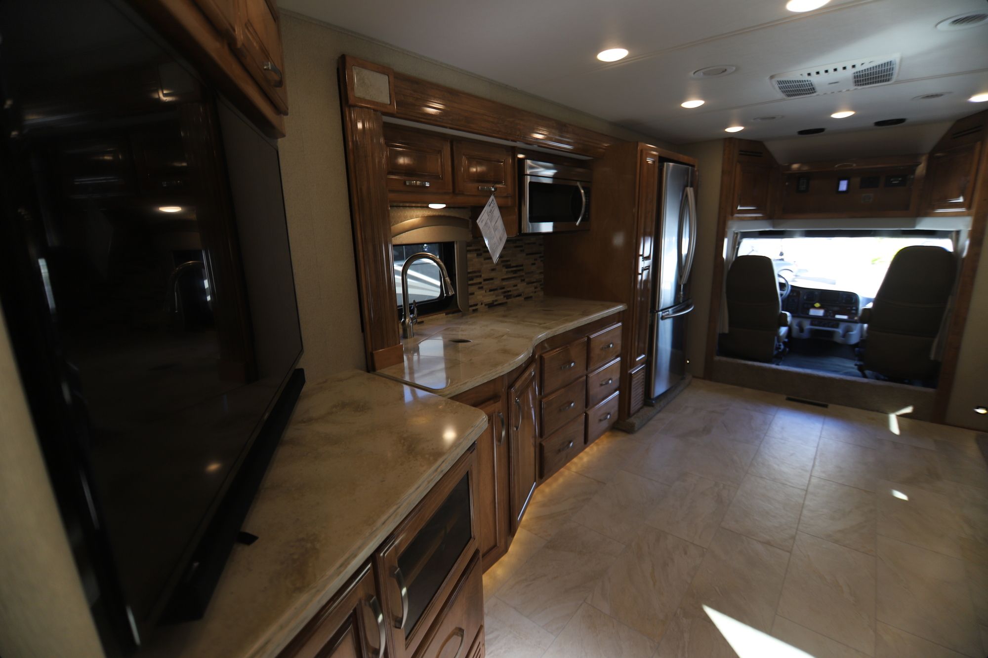 New 2019 Renegade Rv Verona Le 40LRB Class C  For Sale