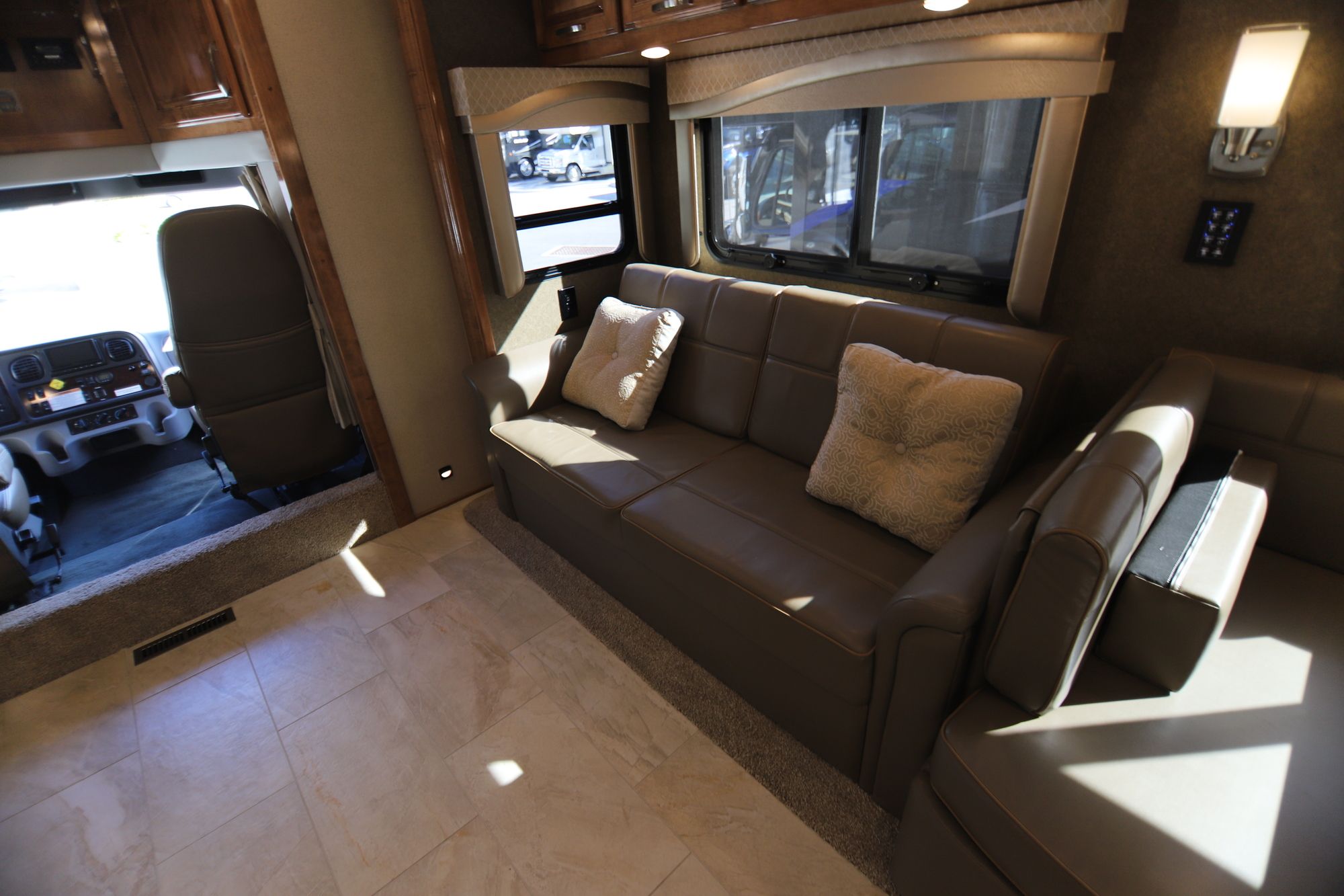 New 2019 Renegade Rv Verona Le 40LRB Class C  For Sale