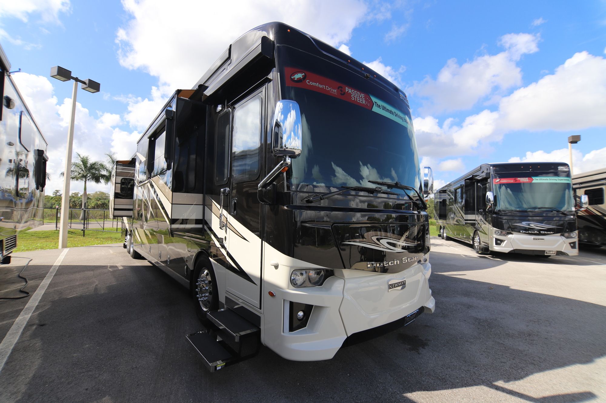 New 2019 Newmar Dutch Star 4310 Class A  For Sale