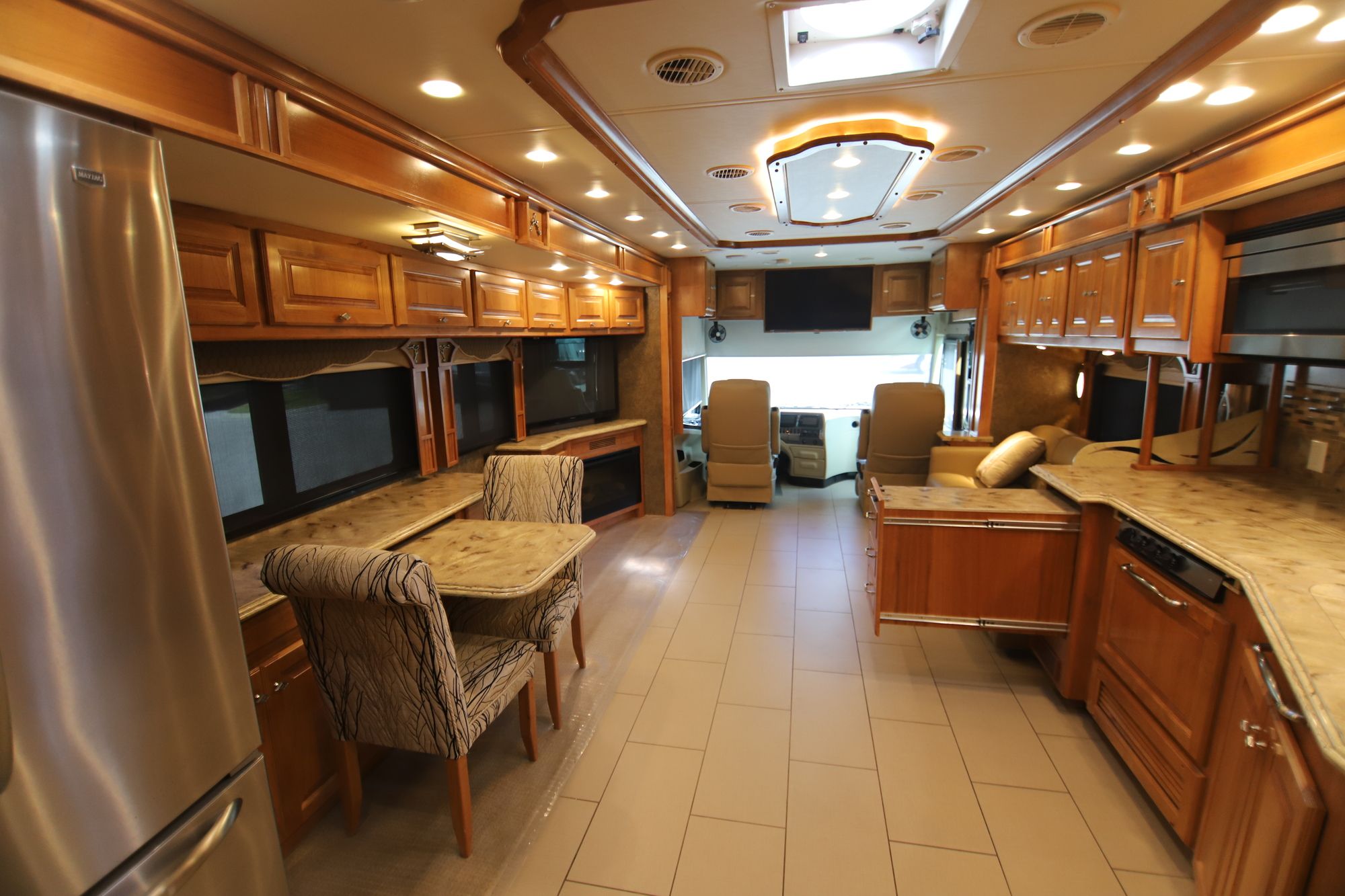 Used 2014 Tiffin Motor Homes Phaeton 40QBH Class A  For Sale