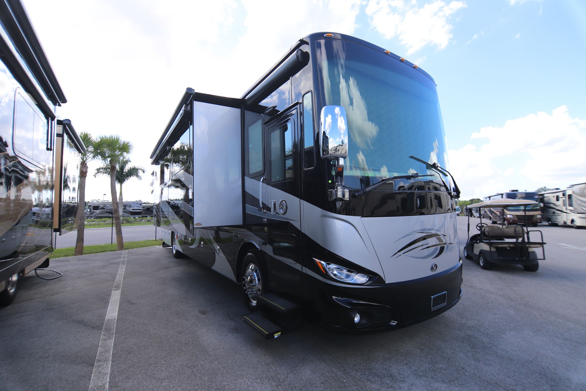 New 2019 Tiffin Motor Homes Phaeton 40 IH Class A  For Sale