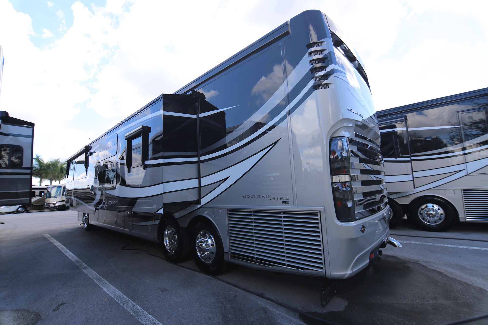 New 2019 Newmar Mountain Aire 4535 Class A  For Sale