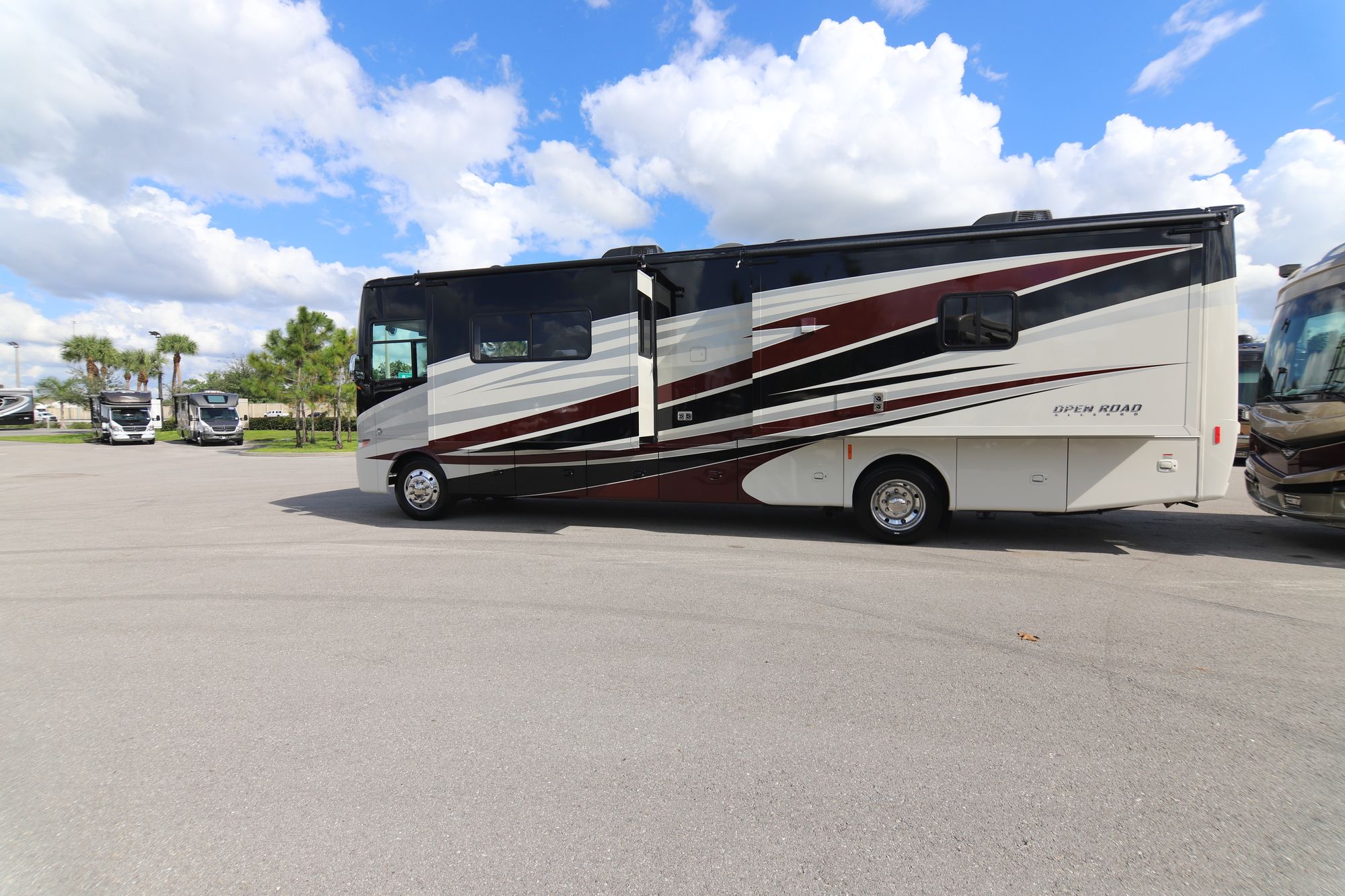 New 2019 Tiffin Motor Homes Allegro 34PA Class A  For Sale