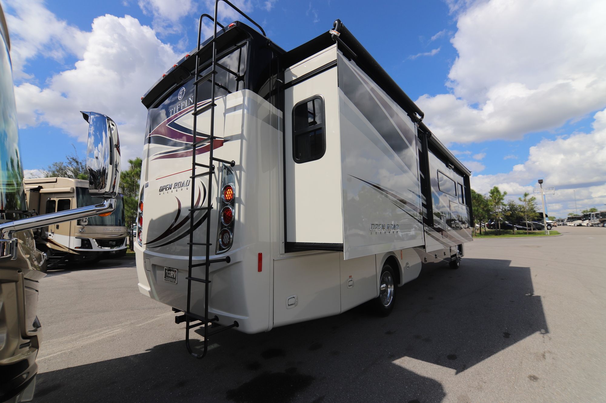 New 2019 Tiffin Motor Homes Allegro 34PA Class A  For Sale