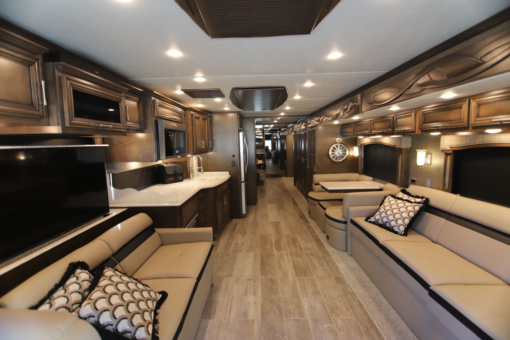 New 2019 Newmar Ventana 4310 Class A  For Sale