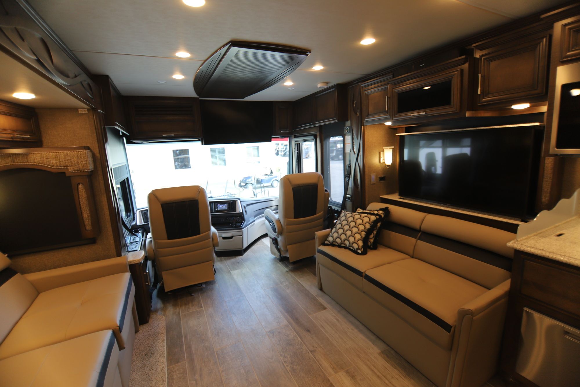 New 2019 Newmar Ventana 4310 Class A  For Sale