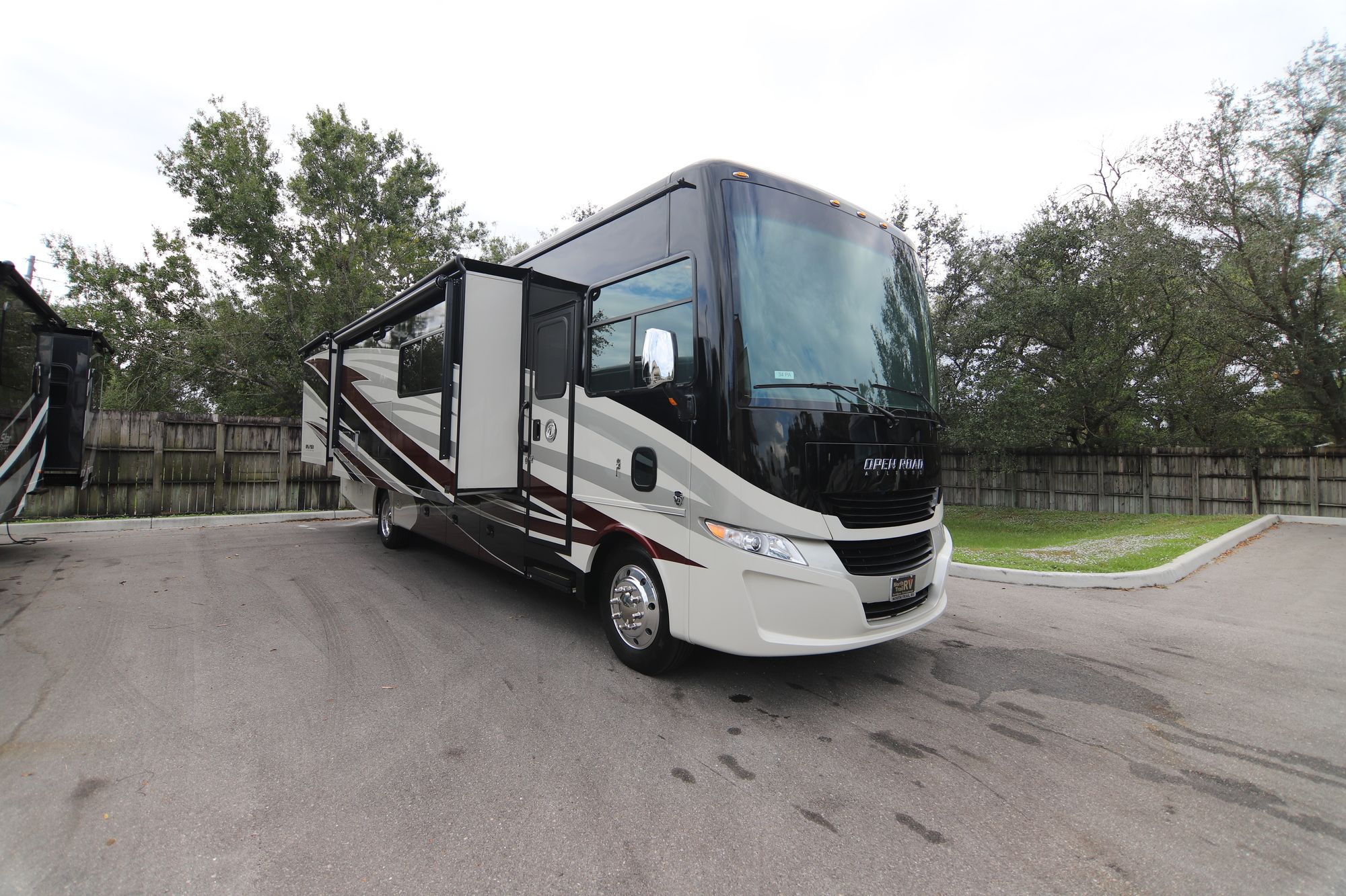 New 2018 Tiffin Motor Homes Allegro 34PA Class A  For Sale