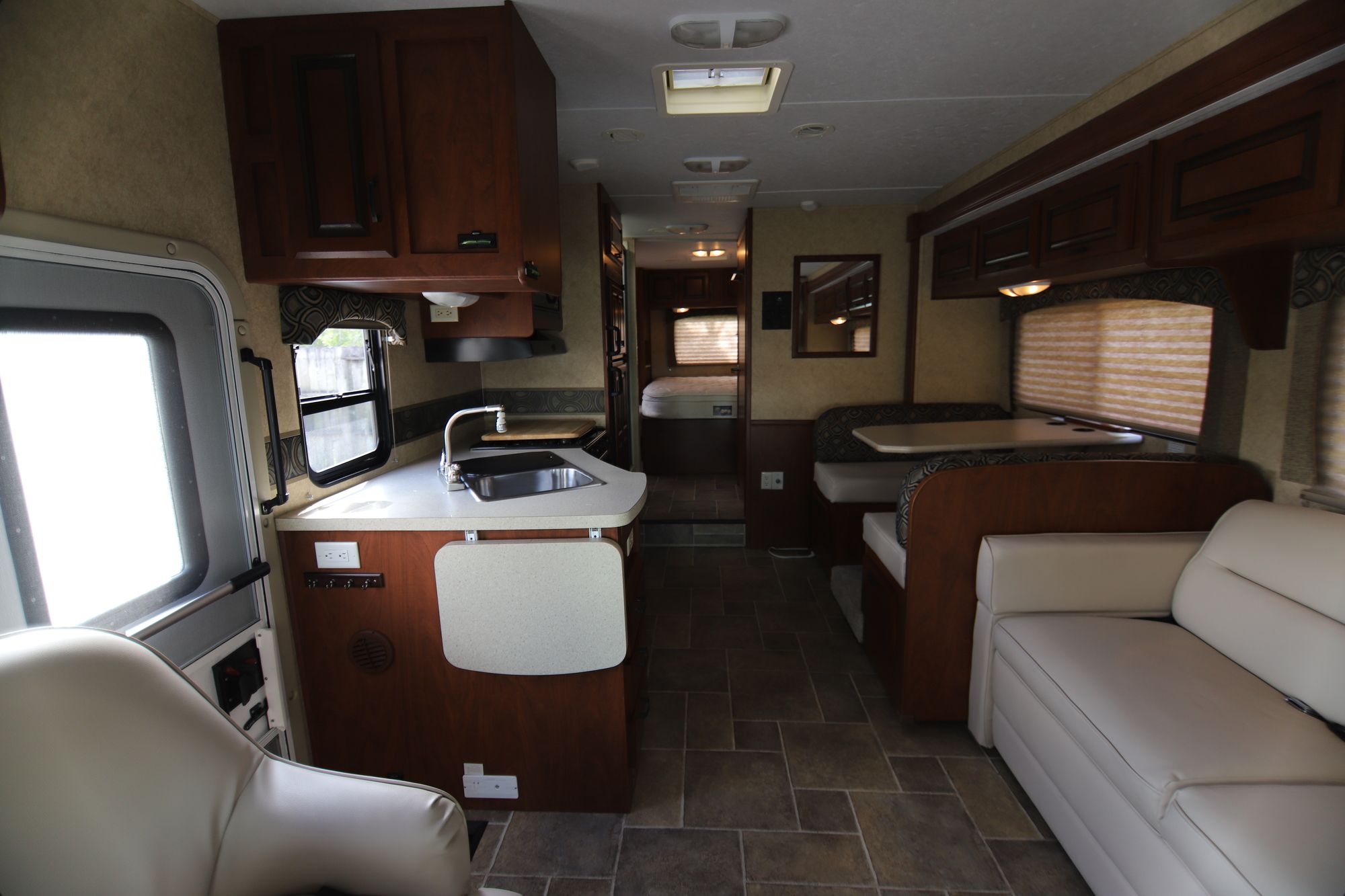 Used 2013 Forest River Sunseeker 3100SS Class C  For Sale