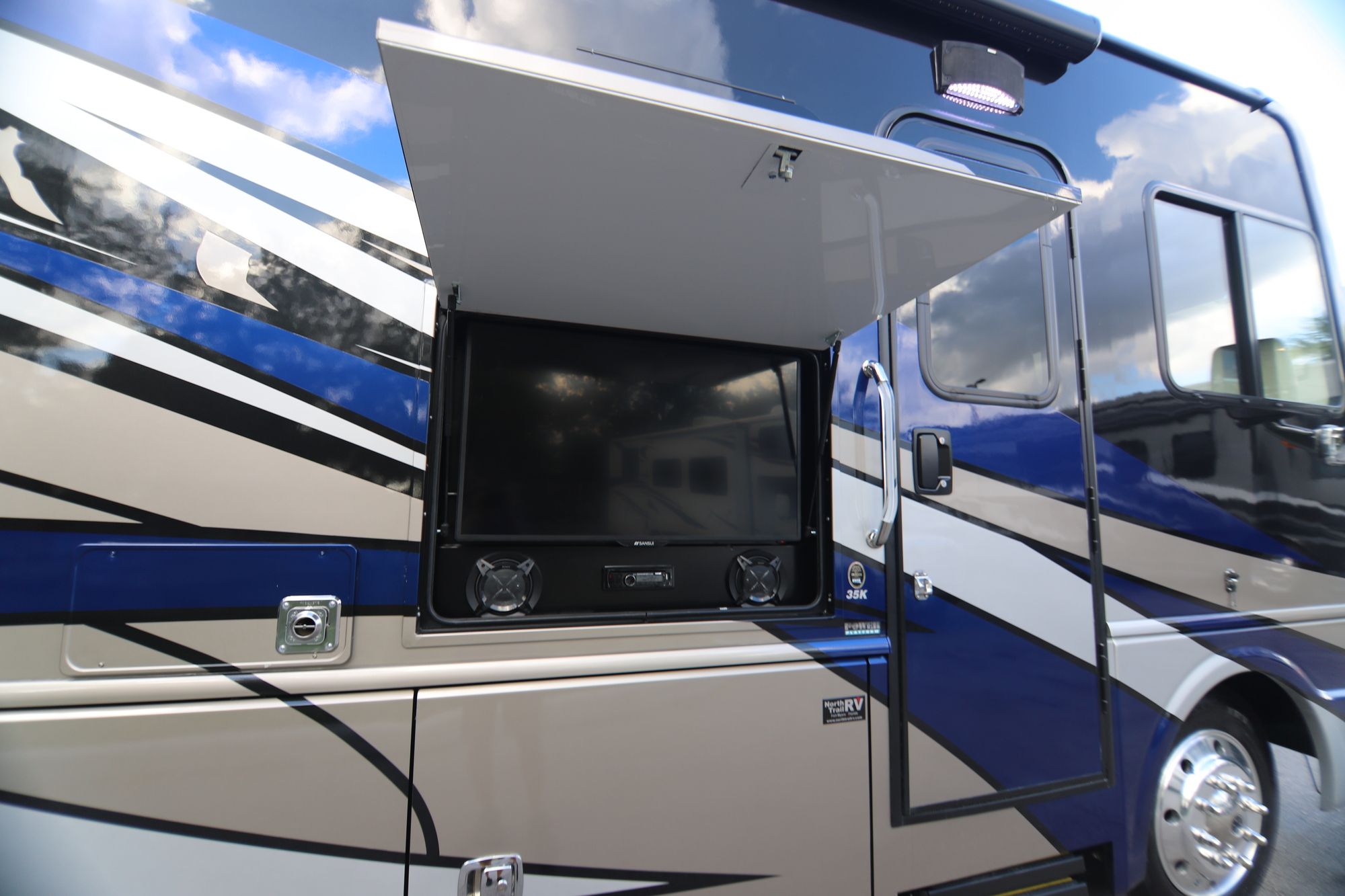 Used 2019 Fleetwood Southwind 35K 35K Class A  For Sale