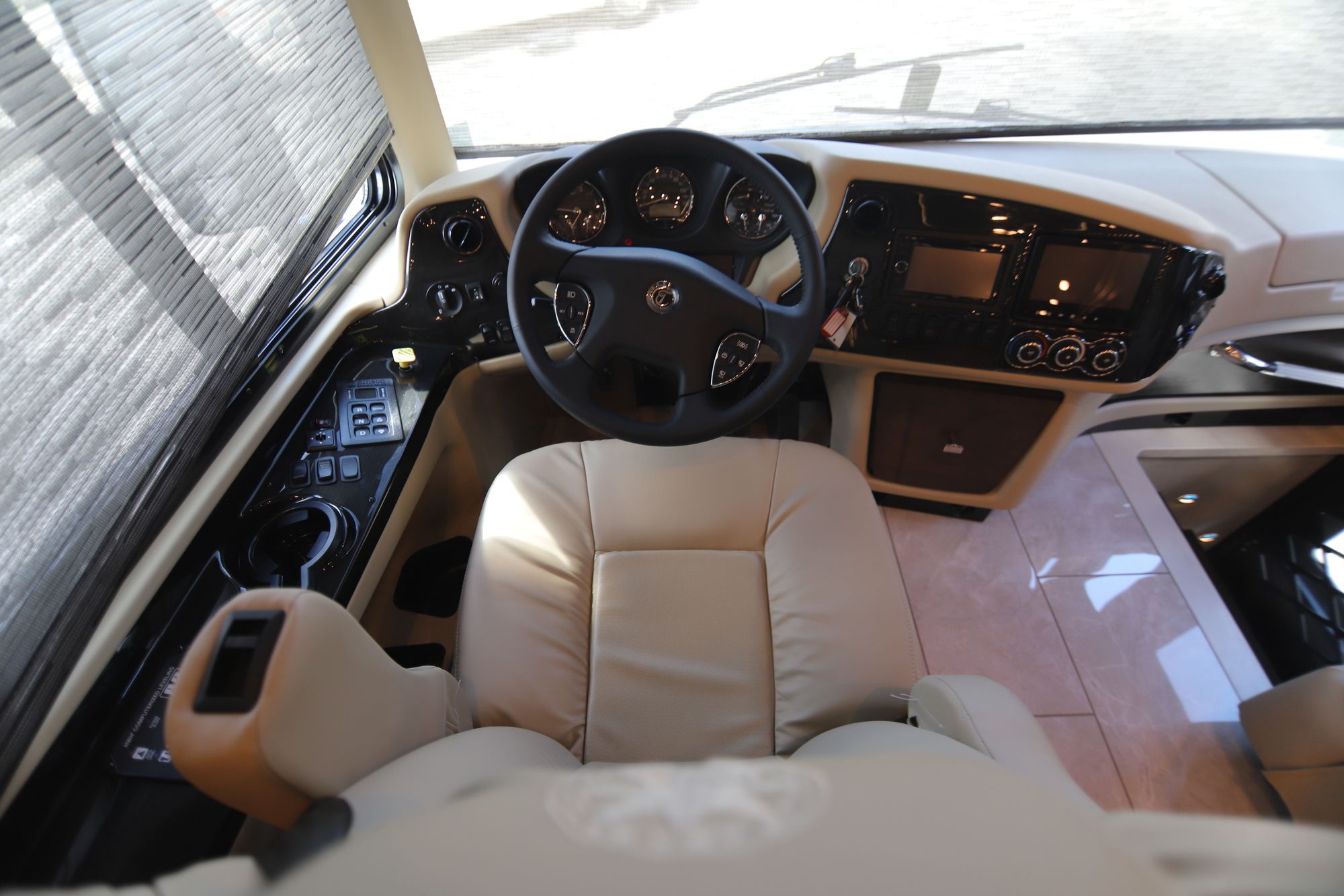 New 2019 Tiffin Motor Homes Phaeton 40IH Class A  For Sale