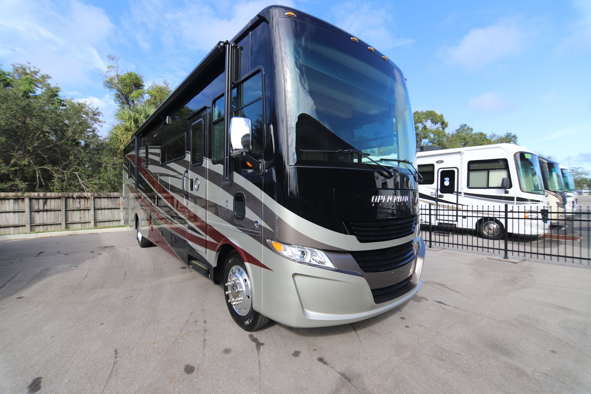 New 2019 Tiffin Motor Homes Allegro 36LA Class A  For Sale