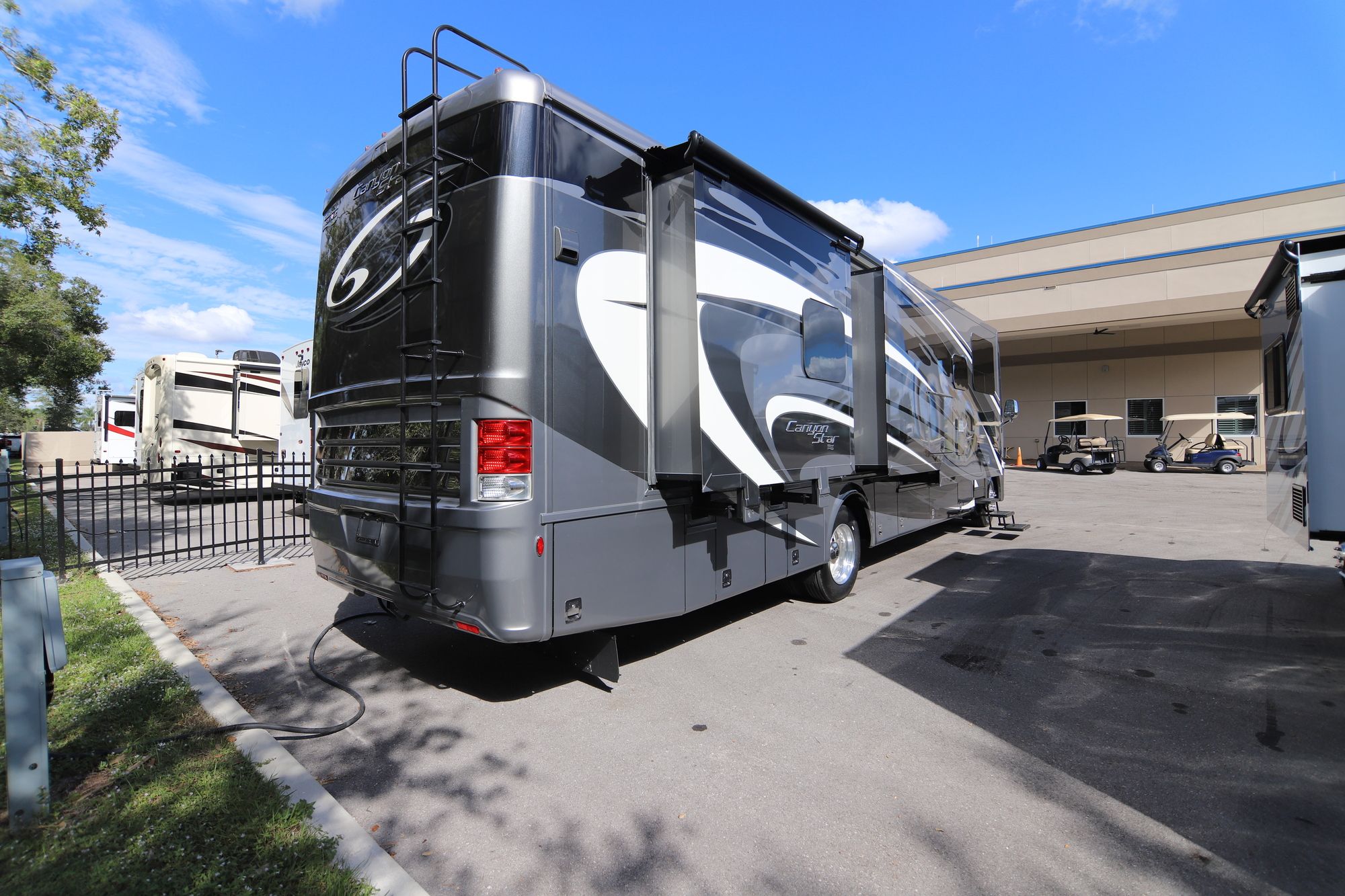 New 2019 Newmar Canyon Star 3722 Class A  For Sale