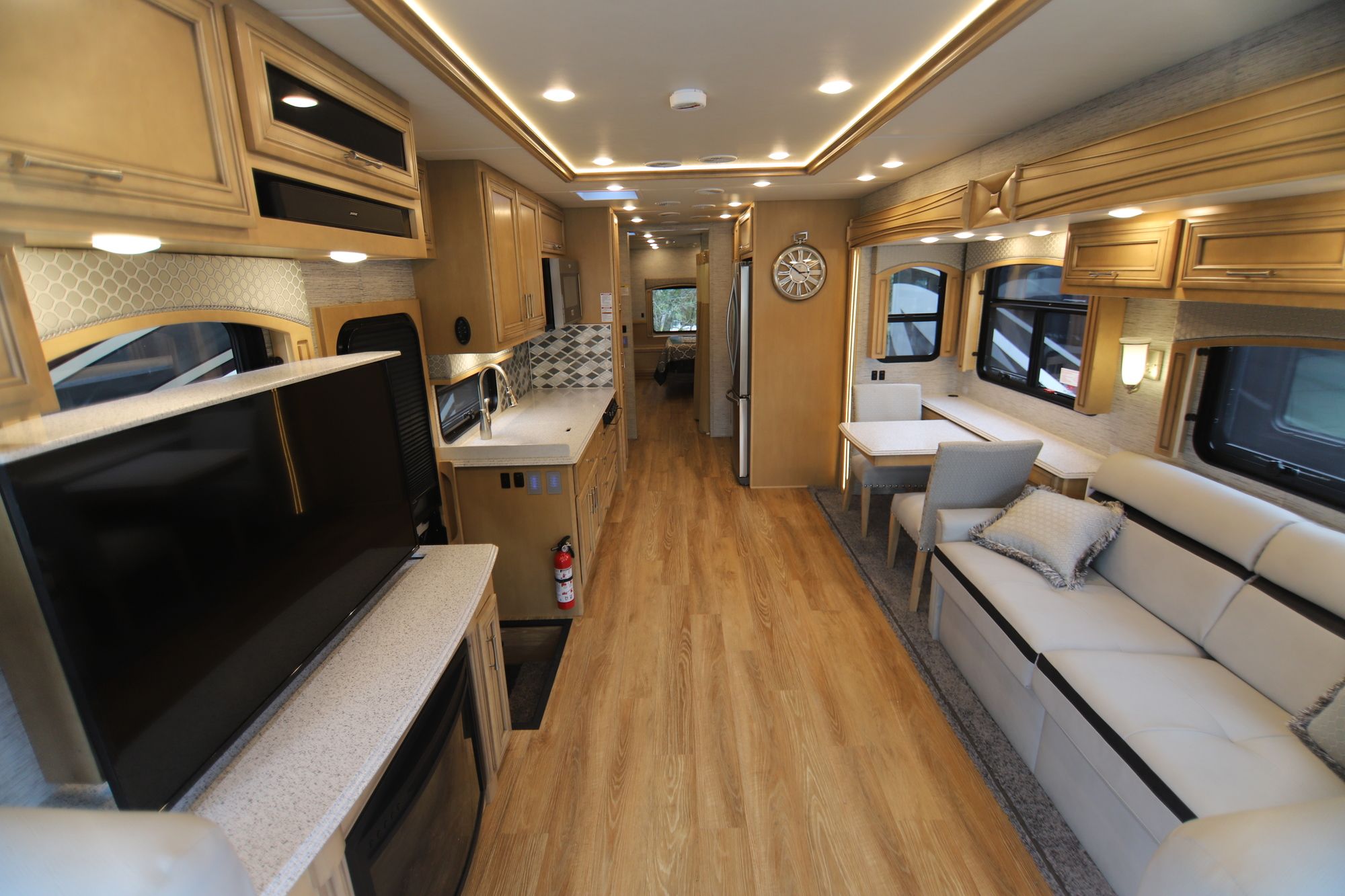 New 2019 Newmar Canyon Star 3911 Class A  For Sale