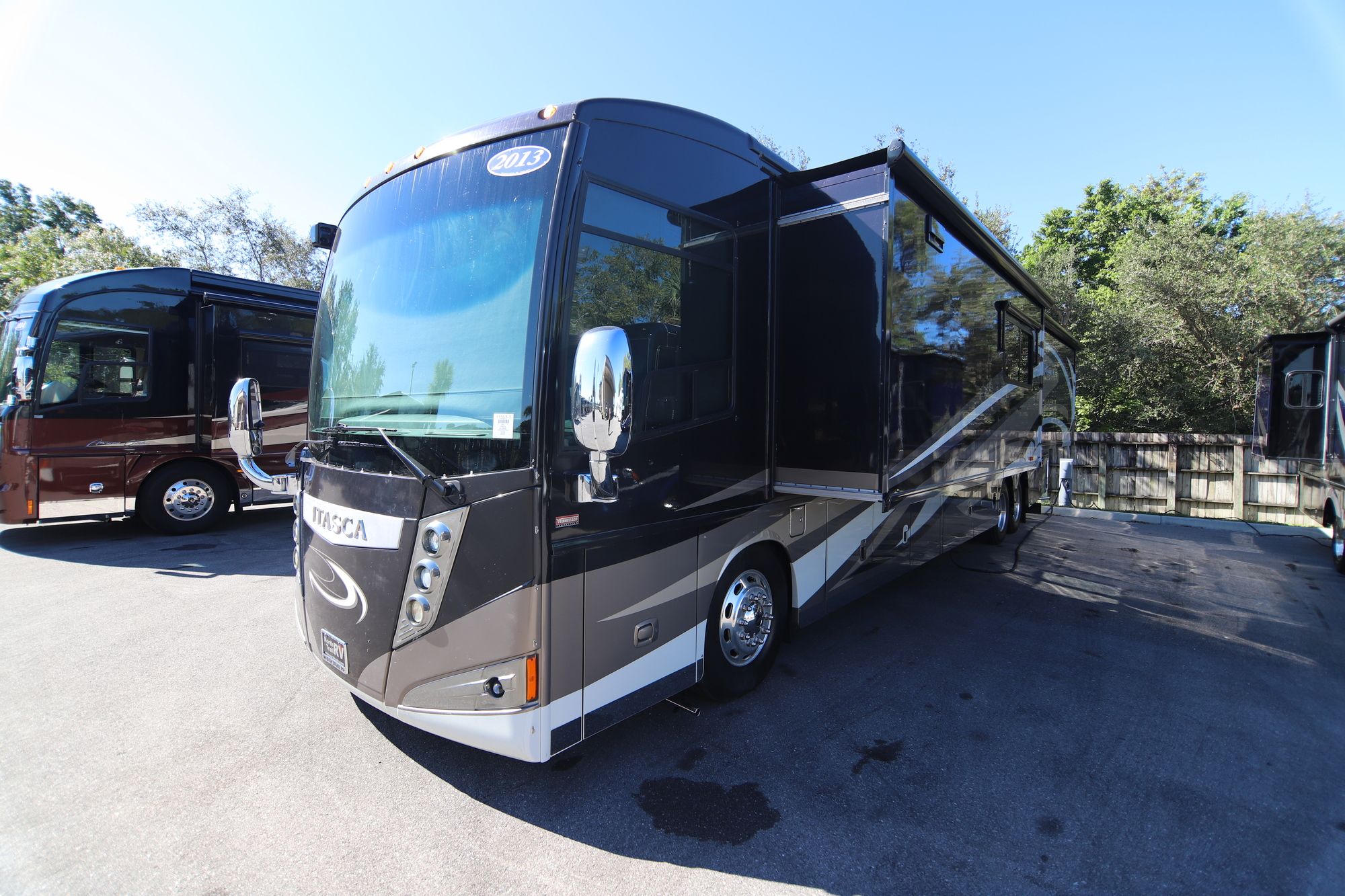 Used 2013 Itasca Ellipse 42GD Class A  For Sale