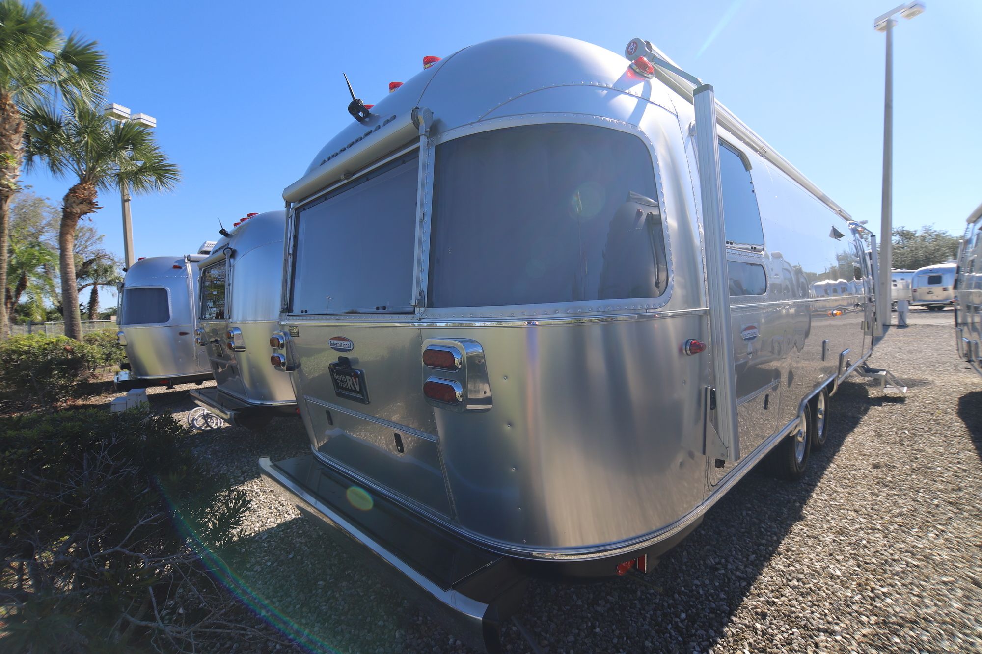 New 2019 Airstream Intl Serenity 30RB Travel Trailer  For Sale