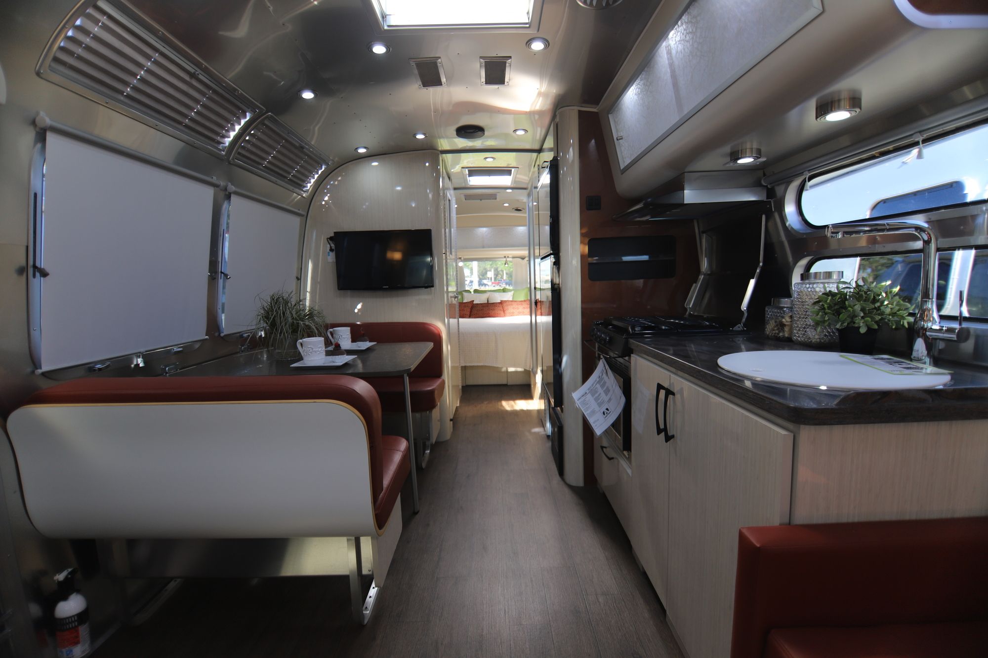 New 2019 Airstream Intl Serenity 28RB Travel Trailer  For Sale