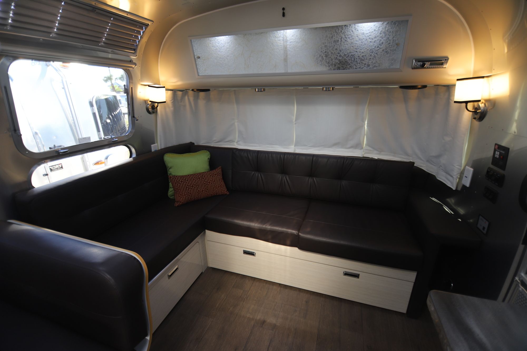 New 2019 Airstream Intl Serenity 30RB Travel Trailer  For Sale