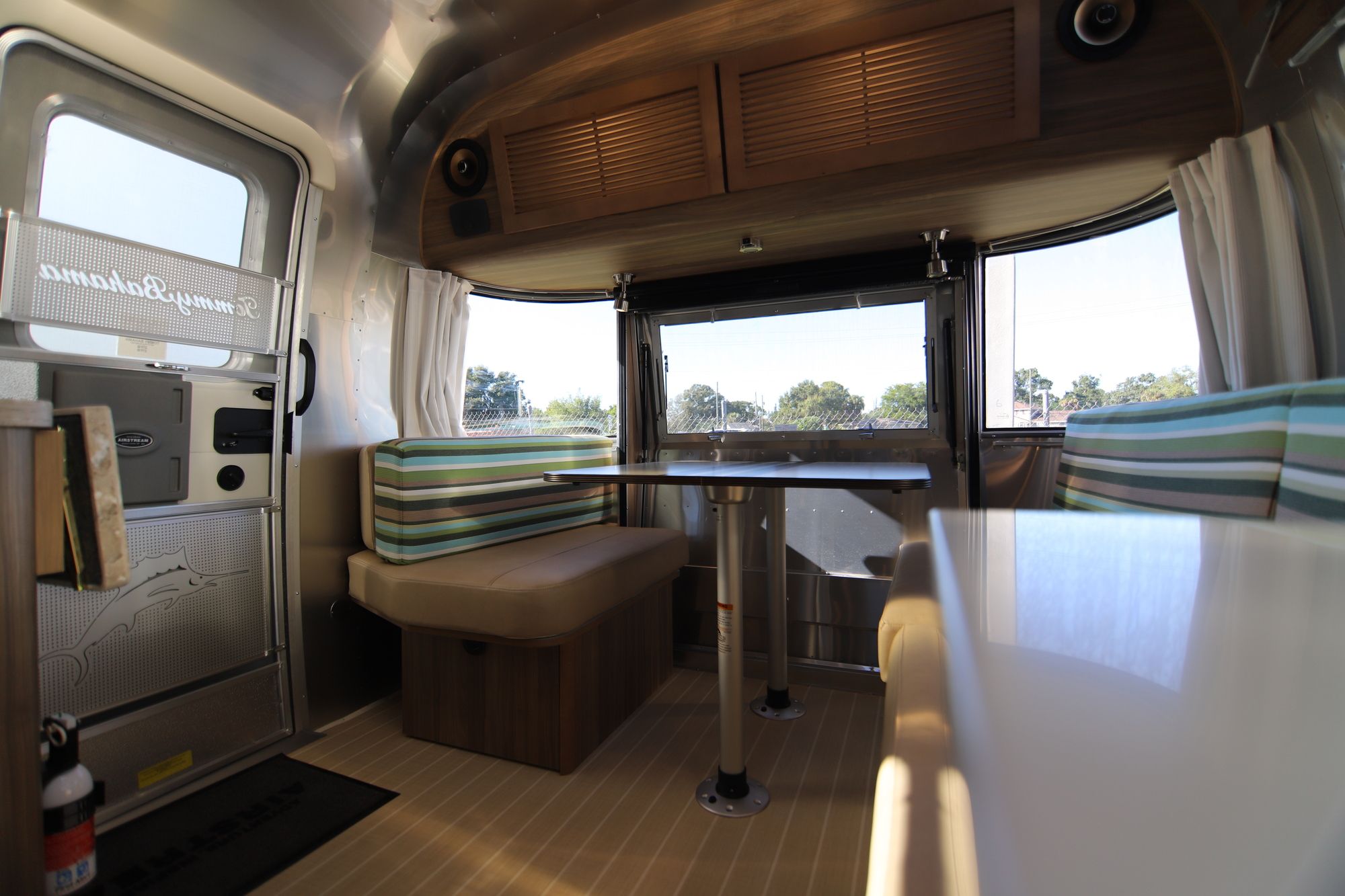 New 2019 Airstream Tommy Bahama 27FB Travel Trailer  For Sale