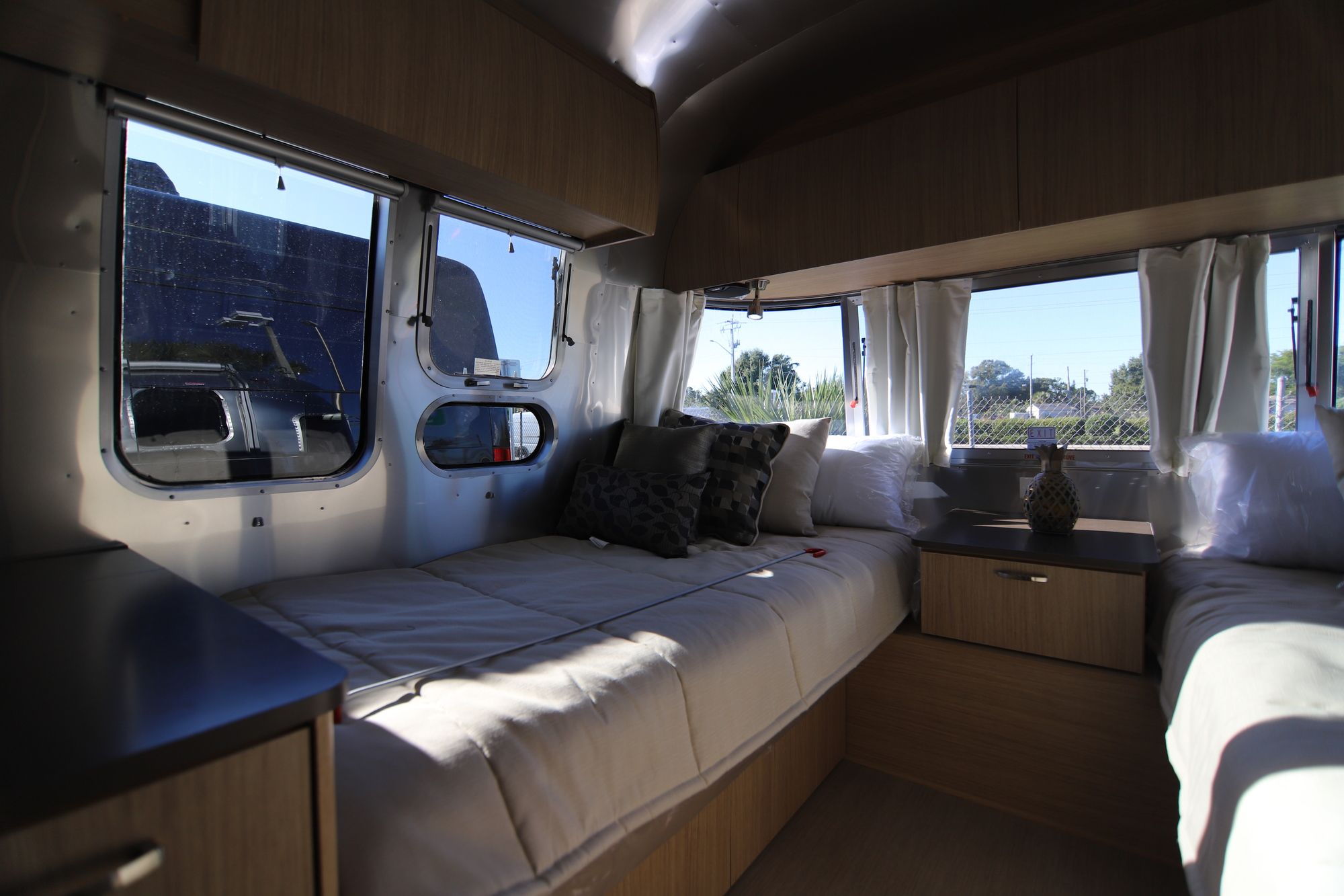 New 2019 Airstream Flying Cloud 26RB Travel Trailer  For Sale