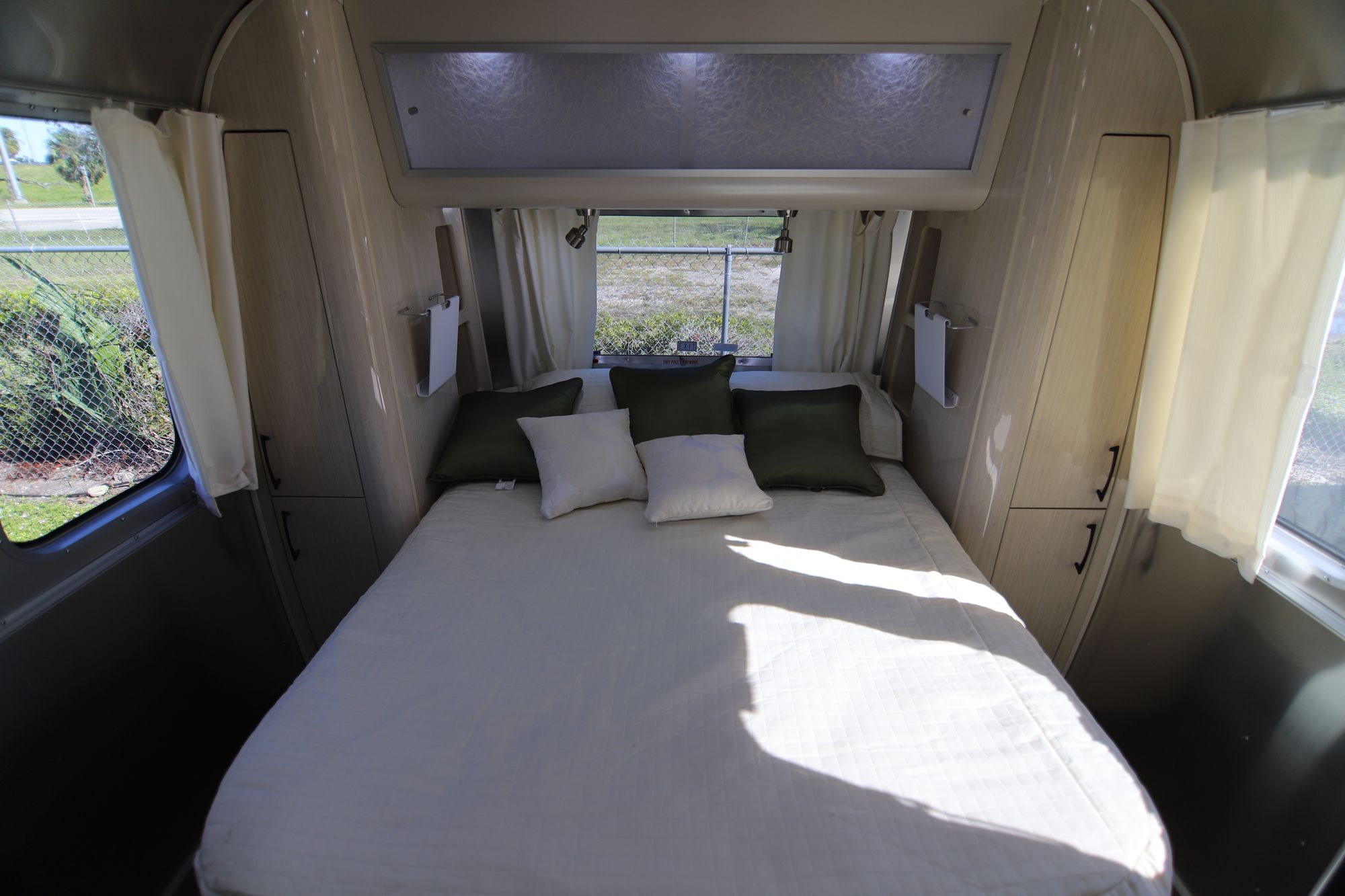 Used 2015 Airstream Intl Serenity M-30 Travel Trailer  For Sale