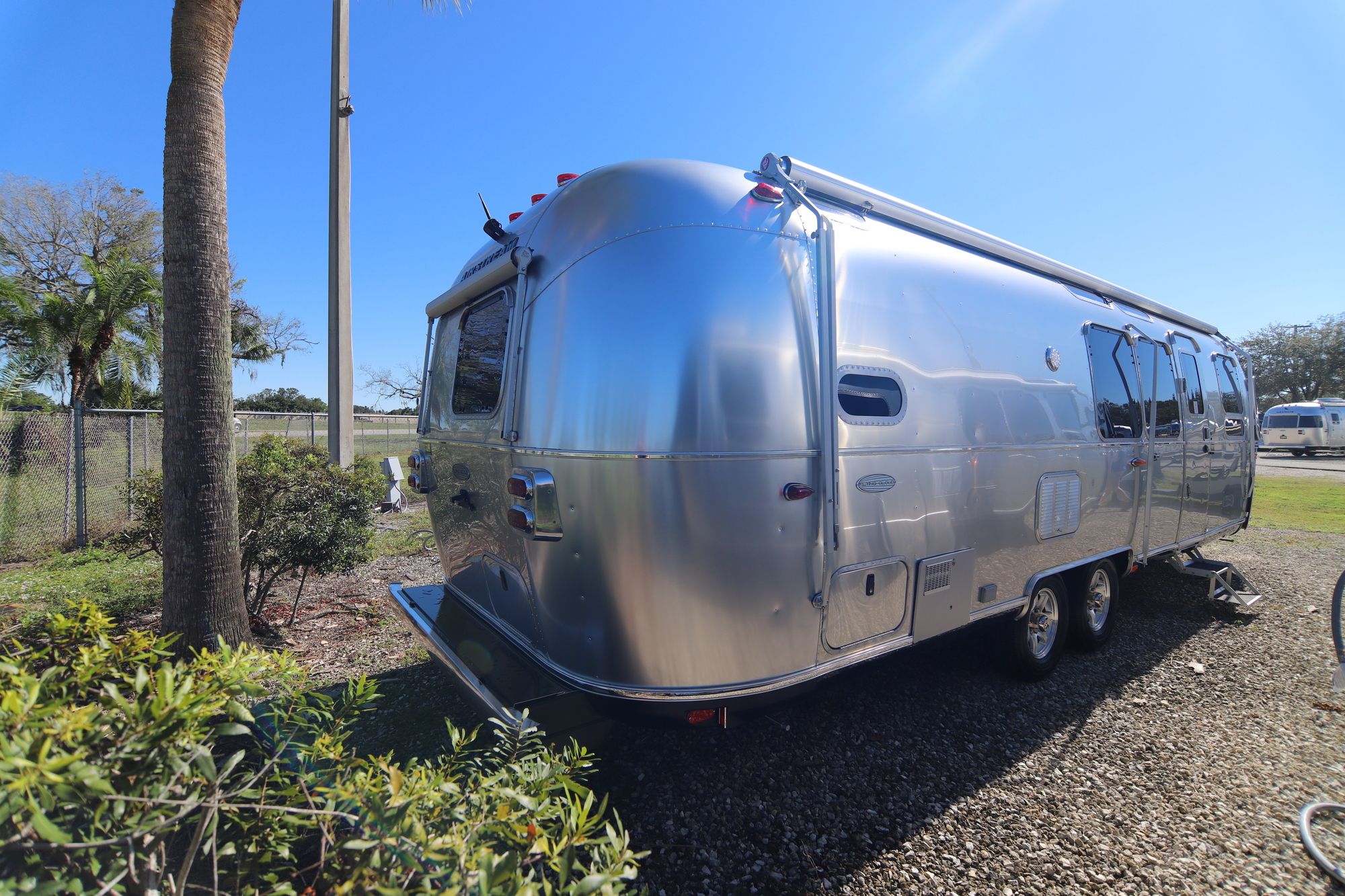 New 2019 Airstream Flying Cloud 30FB Travel Trailer  For Sale