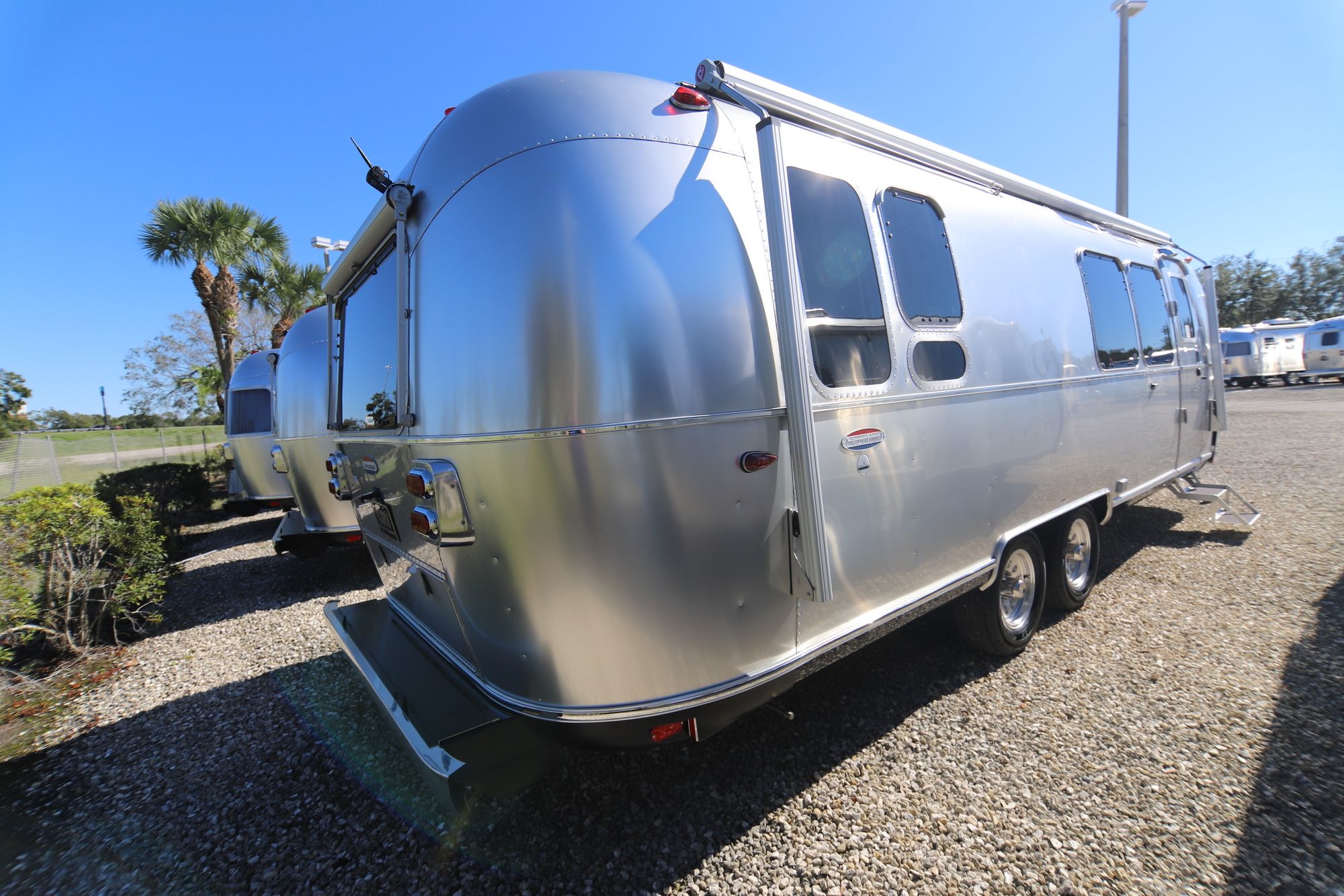 New 2019 Airstream Intl Serenity 28RB Travel Trailer  For Sale