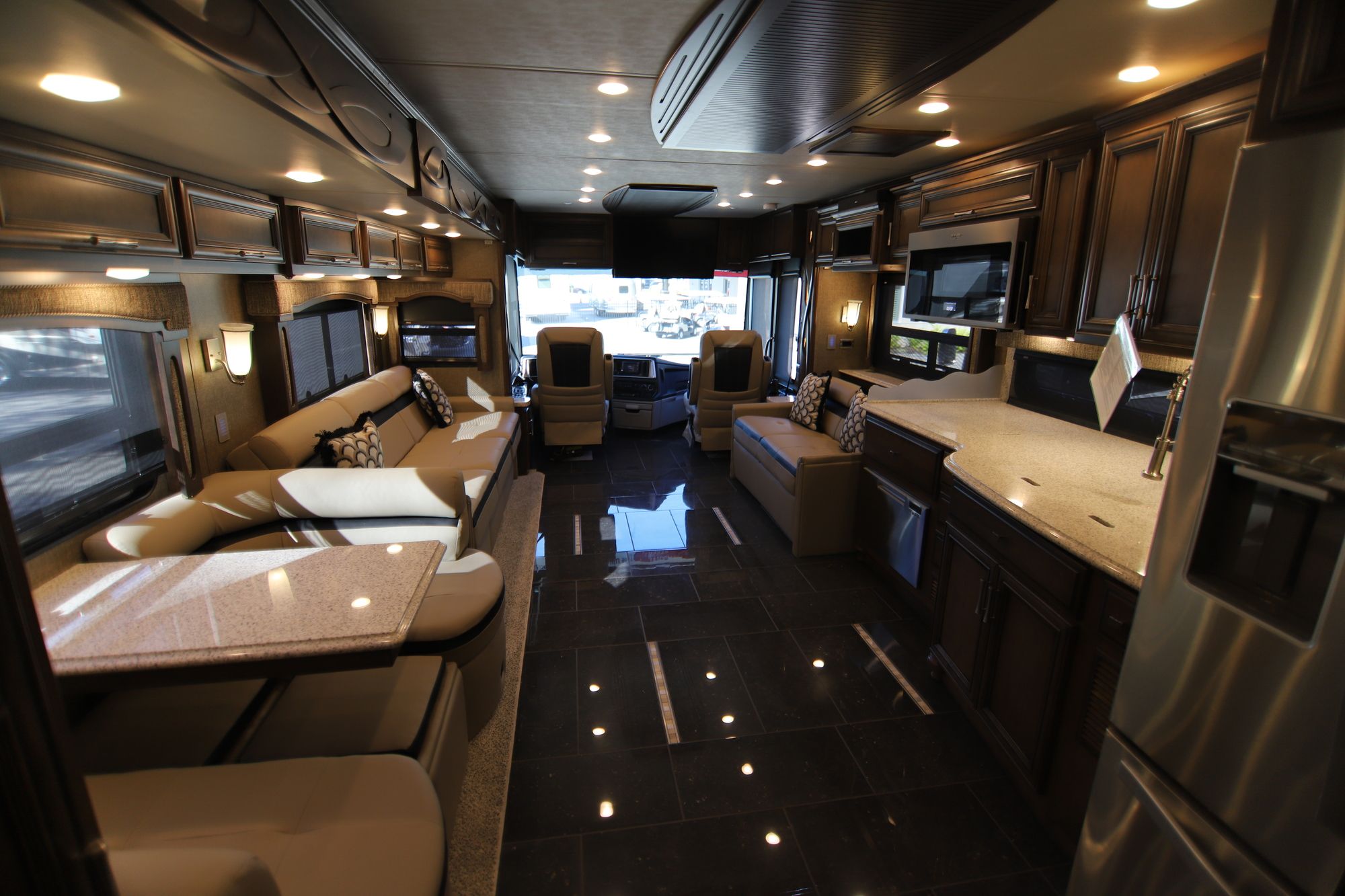 New 2019 Newmar Ventana 4310 Class A  For Sale