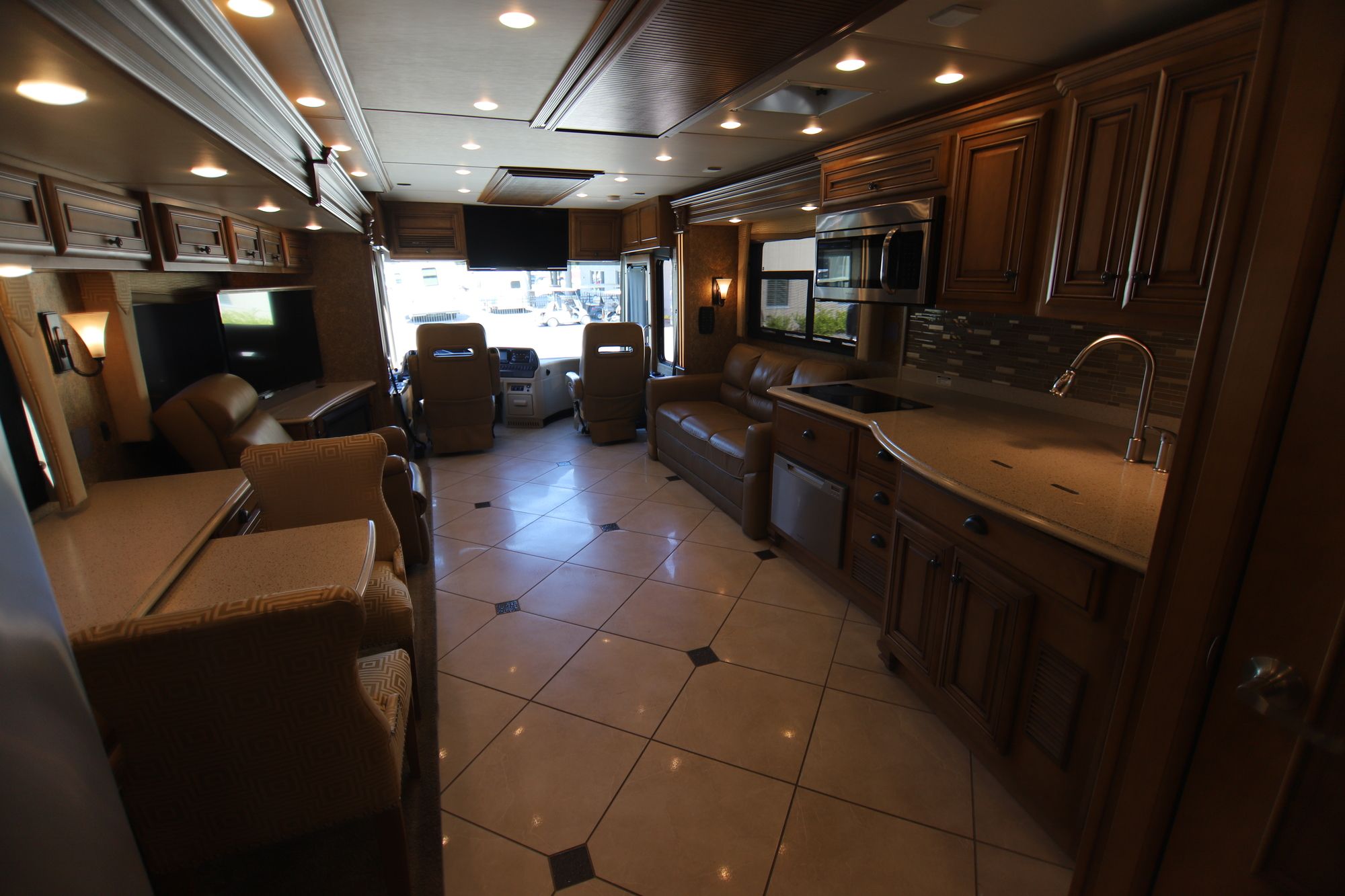 Used 2014 Newmar Dutch Star 4369 Class A  For Sale