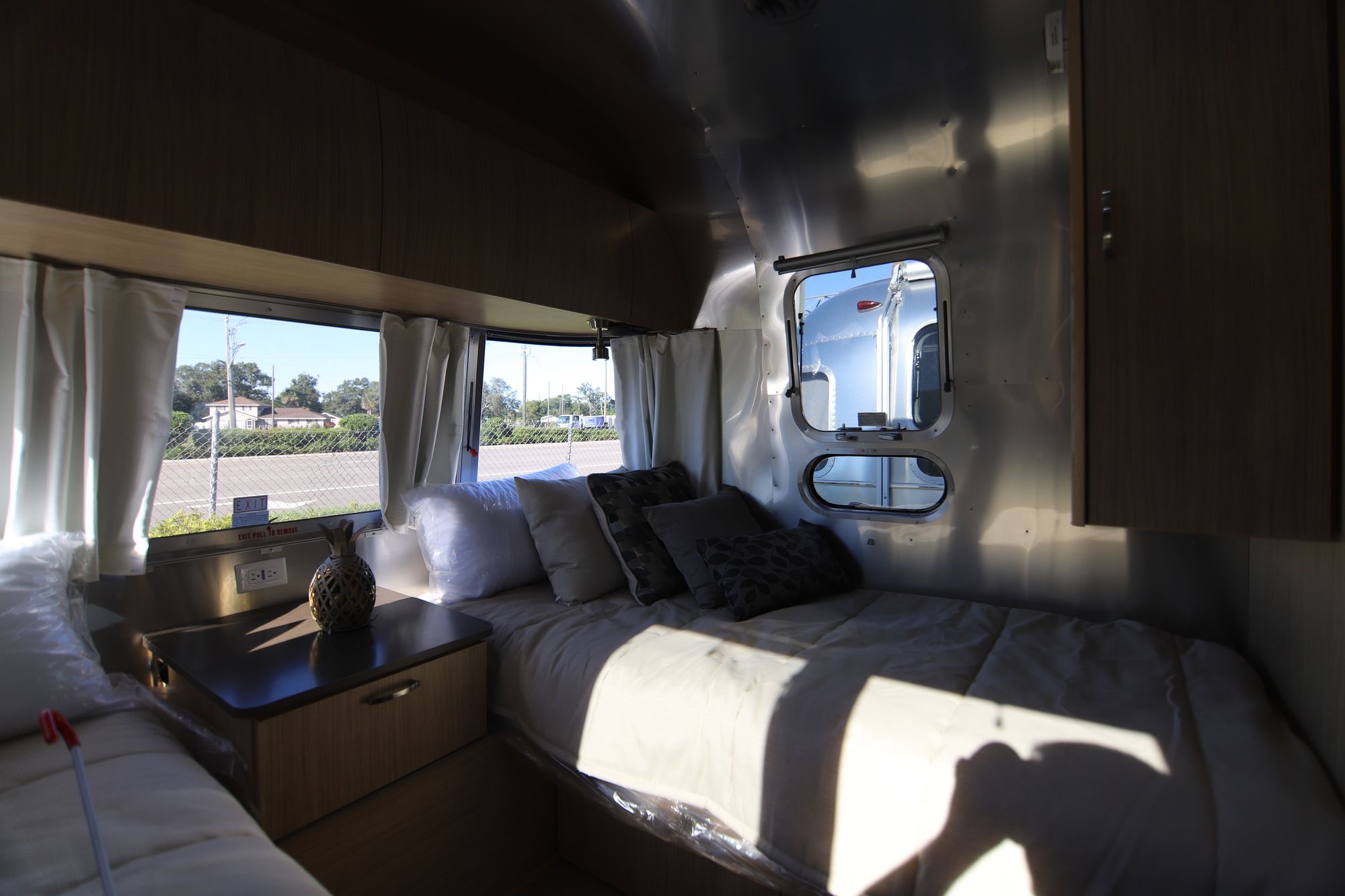 New 2019 Airstream Flying Cloud 26RB Travel Trailer  For Sale