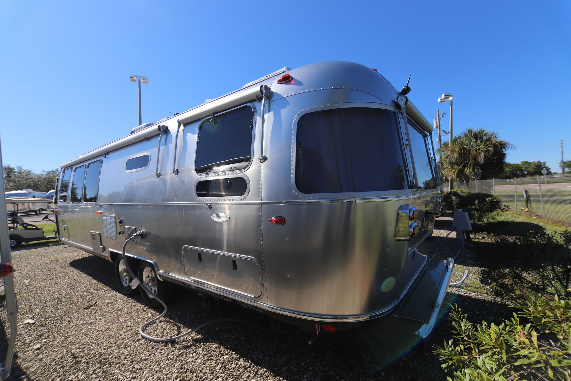 New 2019 Airstream Flying Cloud 30RB Travel Trailer  For Sale