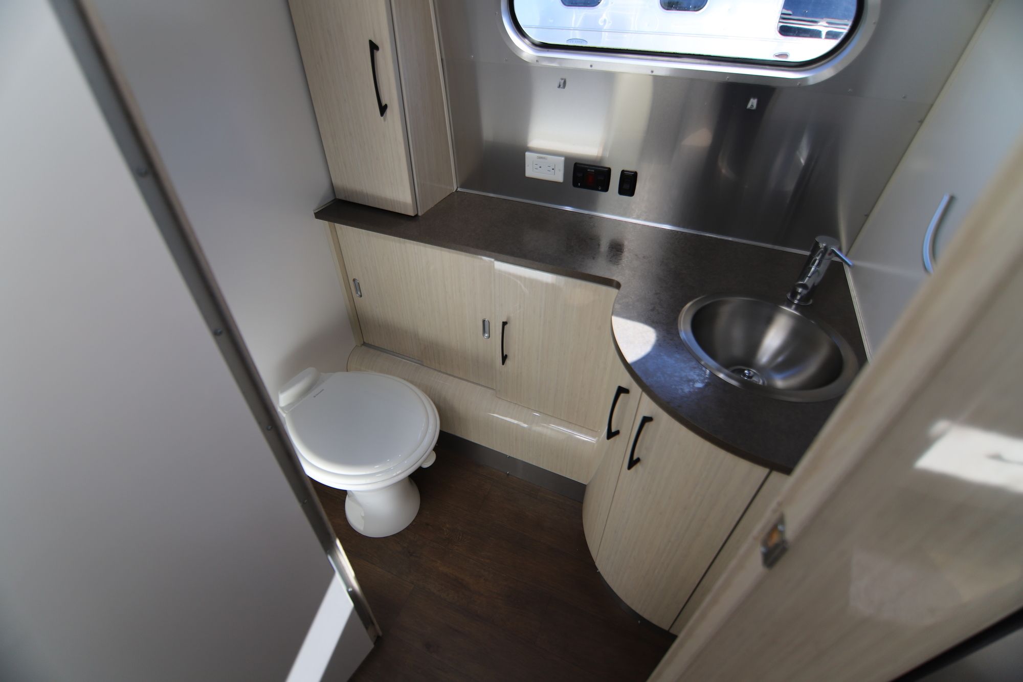 Used 2015 Airstream Intl Serenity M-30 Travel Trailer  For Sale