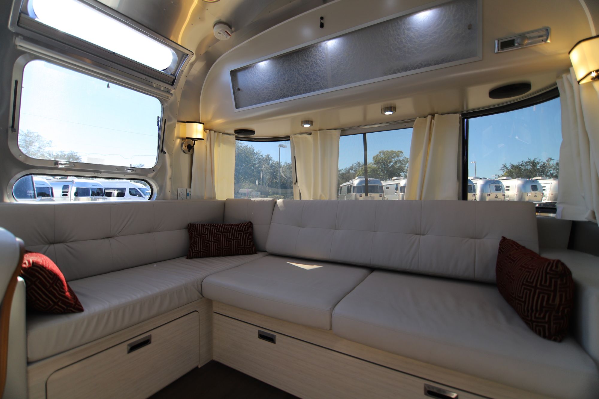 Used 2015 Airstream Intl Serenity M-30 Travel Trailer  For Sale