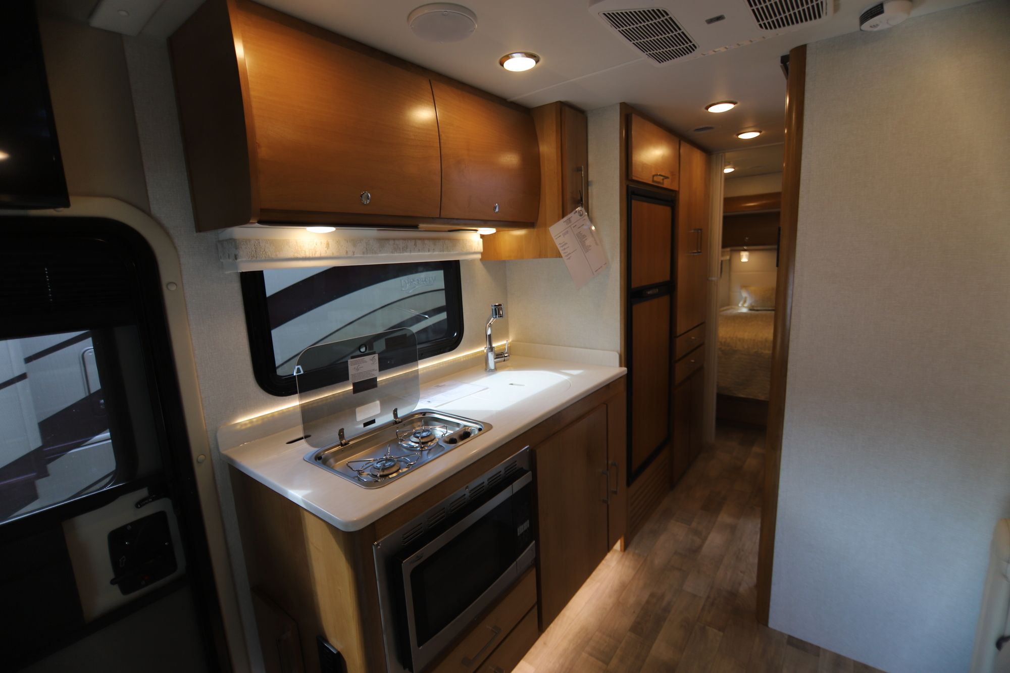 New 2019 Tiffin Motor Homes Wayfarer 25QW Class C  For Sale