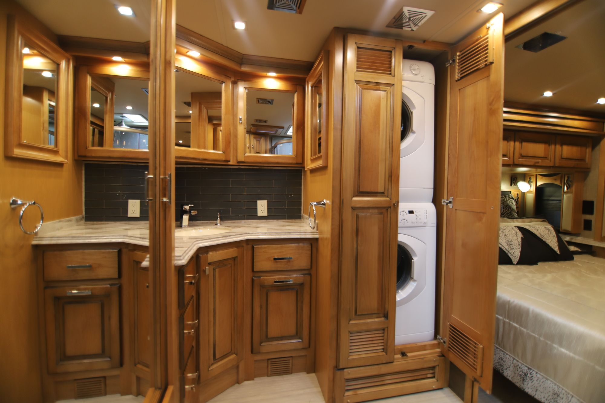 New 2019 Tiffin Motor Homes Phaeton 40 QBH Class A  For Sale