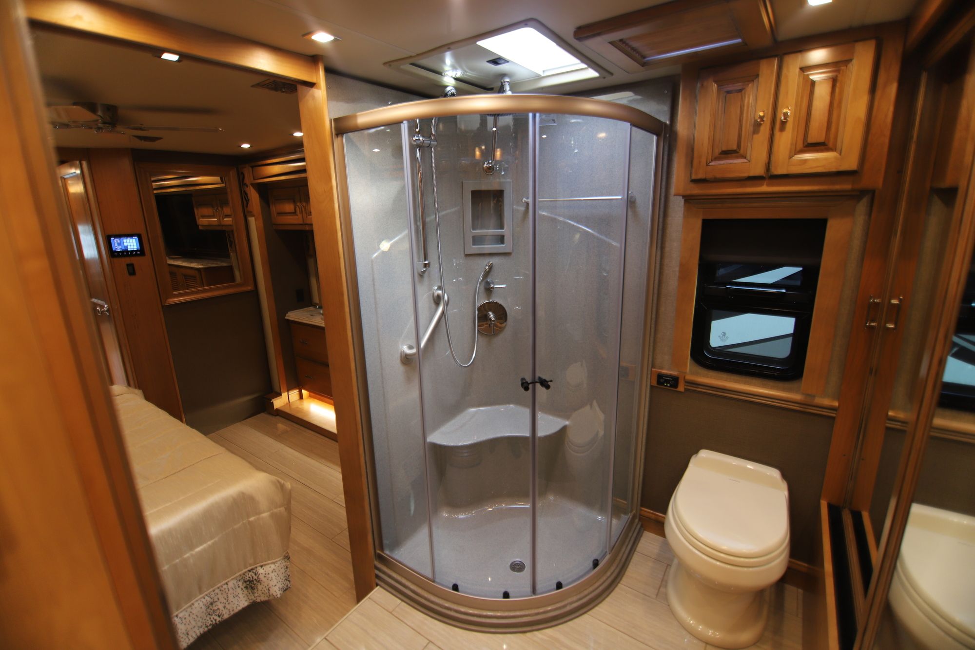 New 2019 Tiffin Motor Homes Phaeton 40 QBH Class A  For Sale