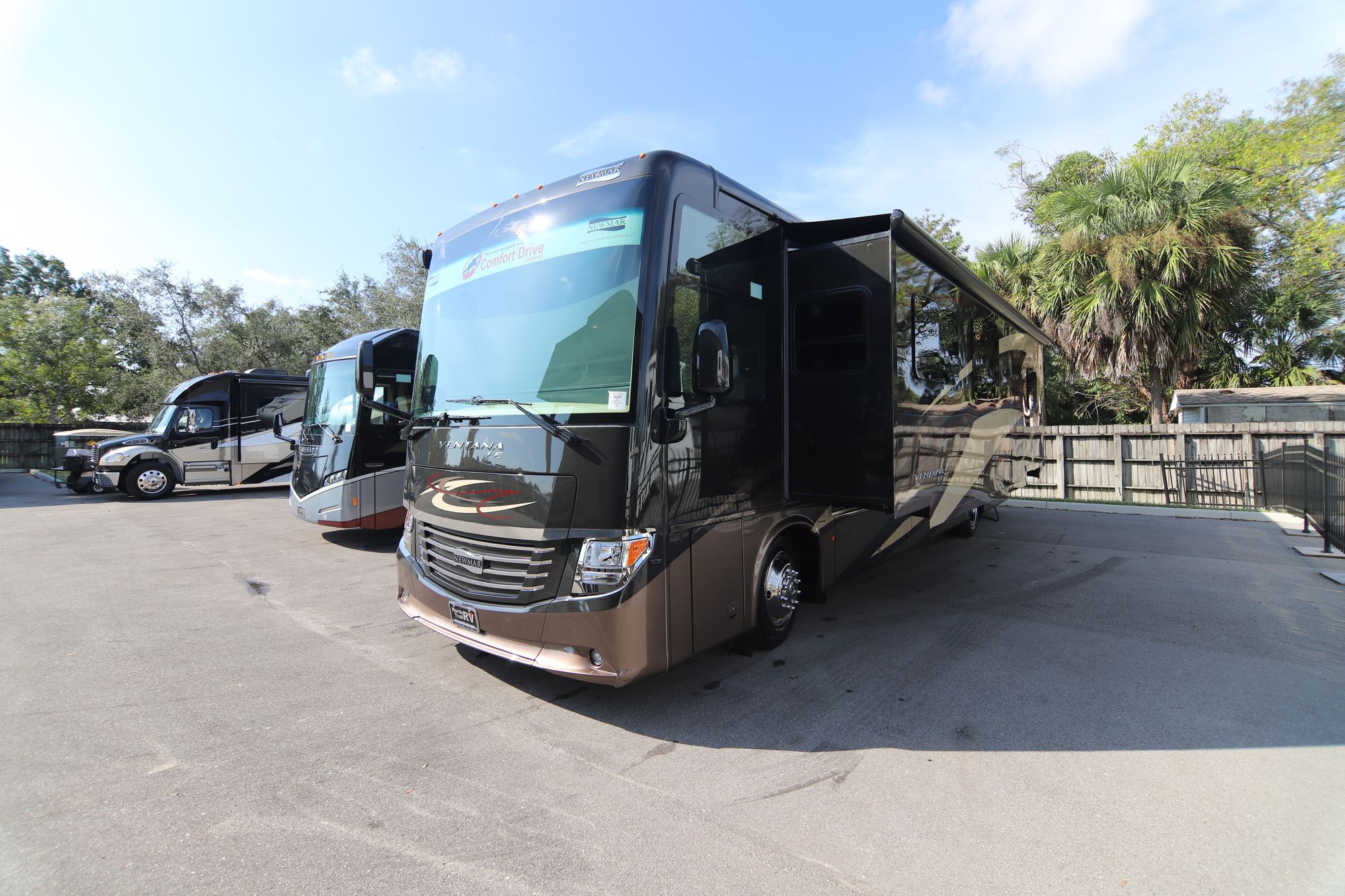 New 2019 Newmar Ventana Le 3709 Class A  For Sale