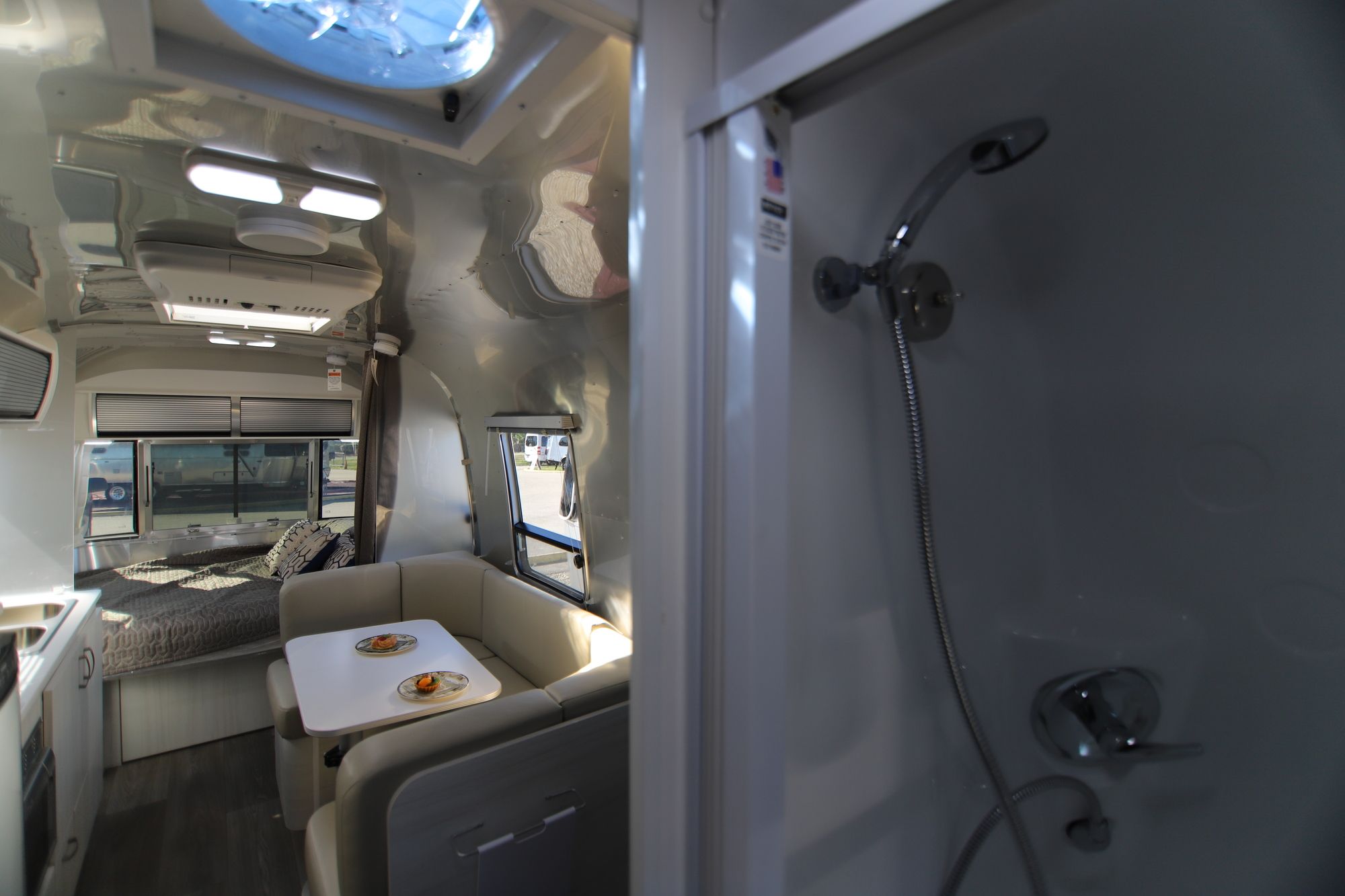 New 2019 Airstream Sport 22FB Travel Trailer  For Sale