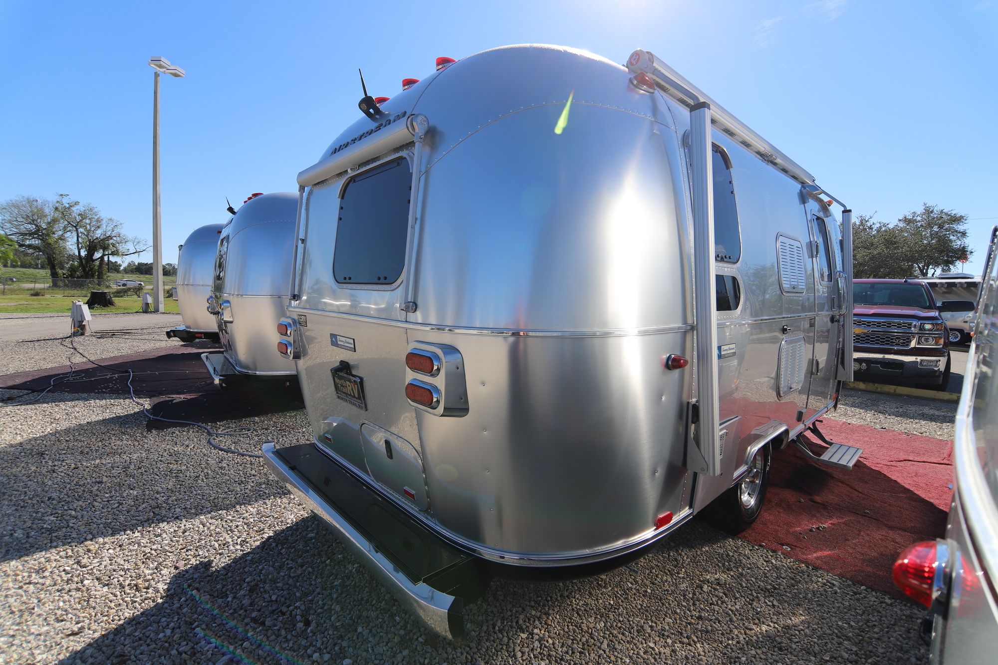 New 2019 Airstream Tommy Bahama 19CB Travel Trailer  For Sale