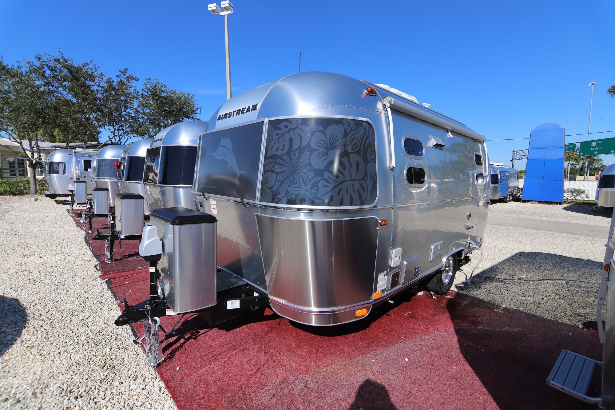 New 2019 Airstream Tommy Bahama 19CB Travel Trailer  For Sale