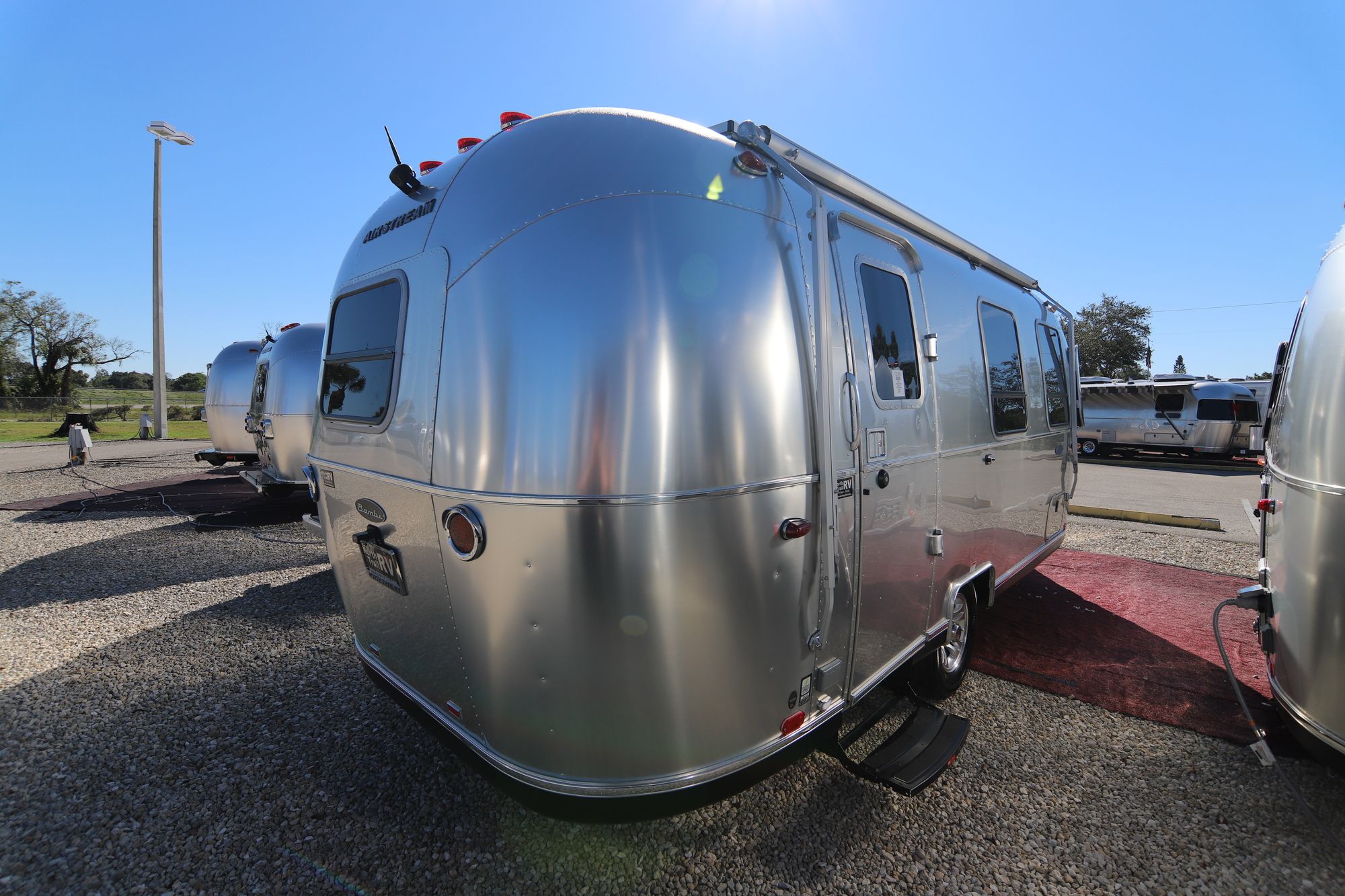 New 2019 Airstream Sport 22FB Travel Trailer  For Sale