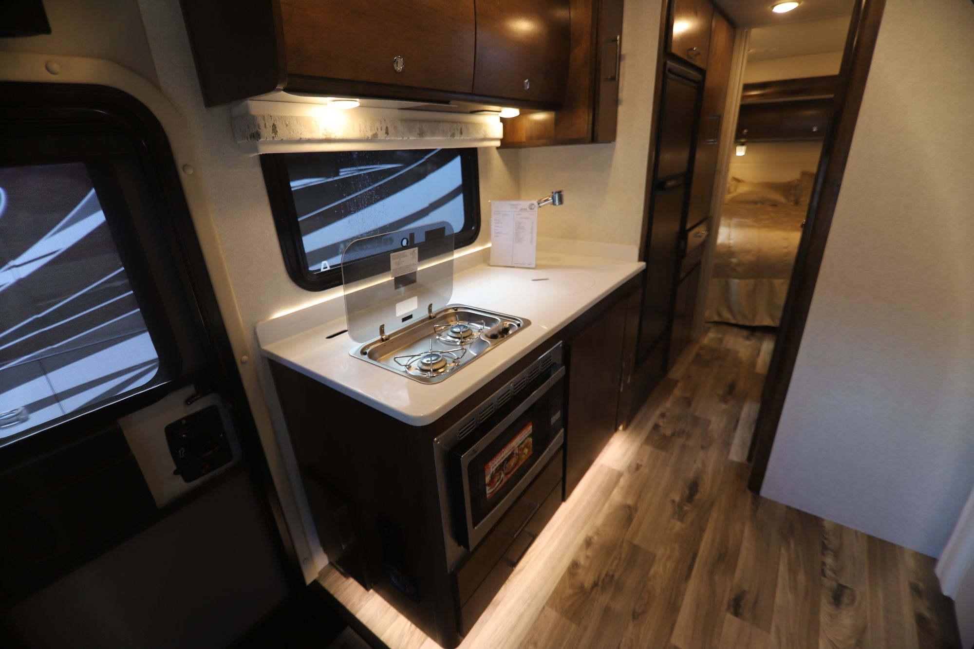 New 2019 Tiffin Motor Homes Wayfarer 25QW Class C  For Sale