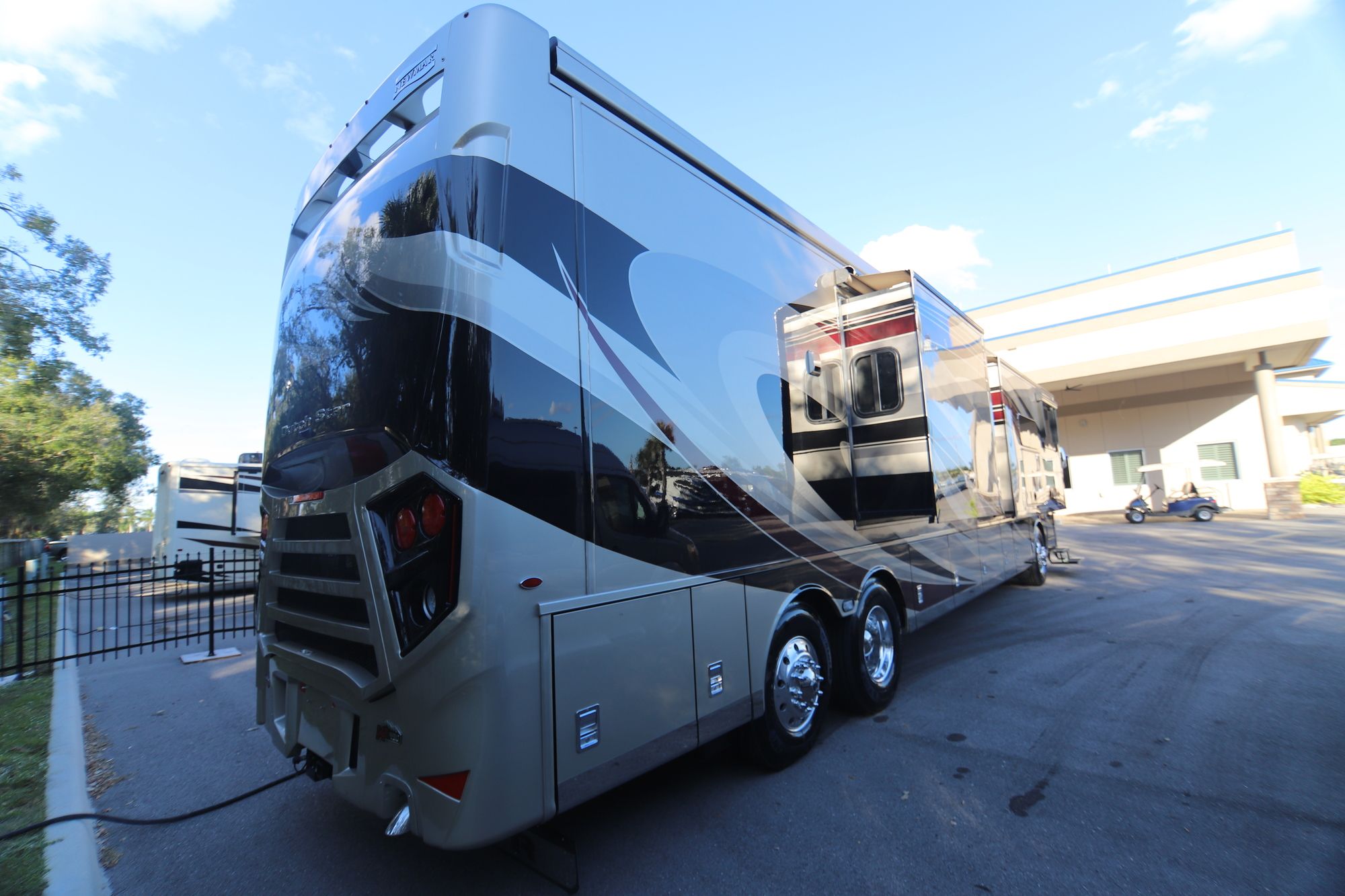 New 2019 Newmar Dutch Star 4369 Class A  For Sale