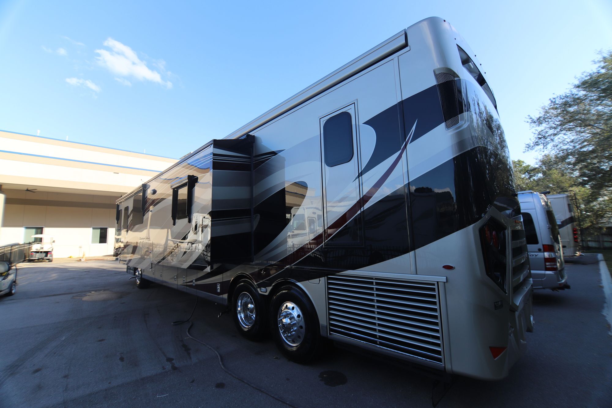 New 2019 Newmar Dutch Star 4369 Class A  For Sale