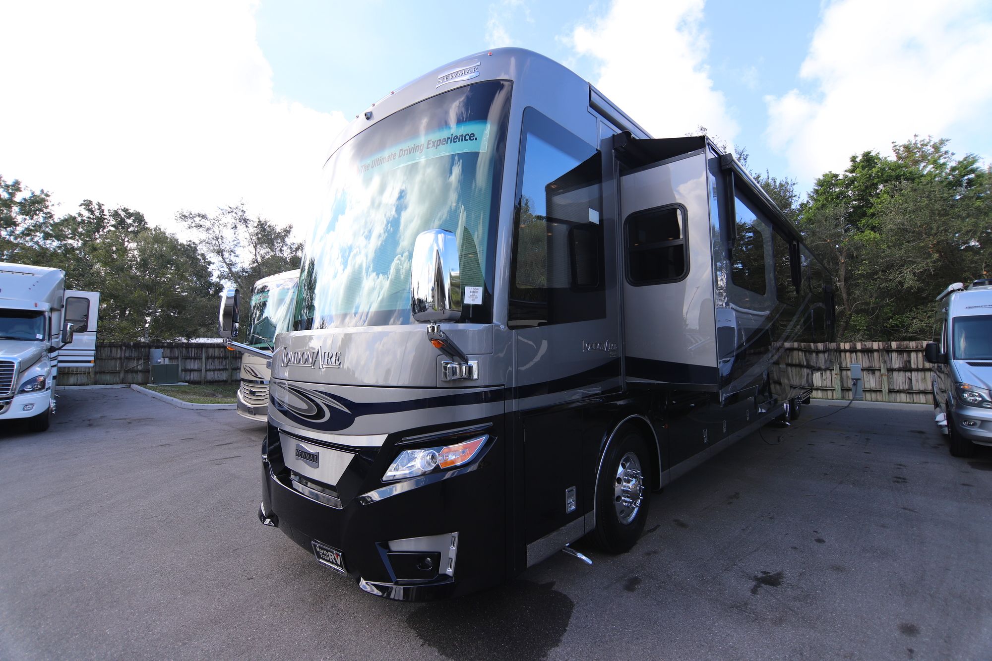 New 2019 Newmar London Aire 4535 Class A  For Sale