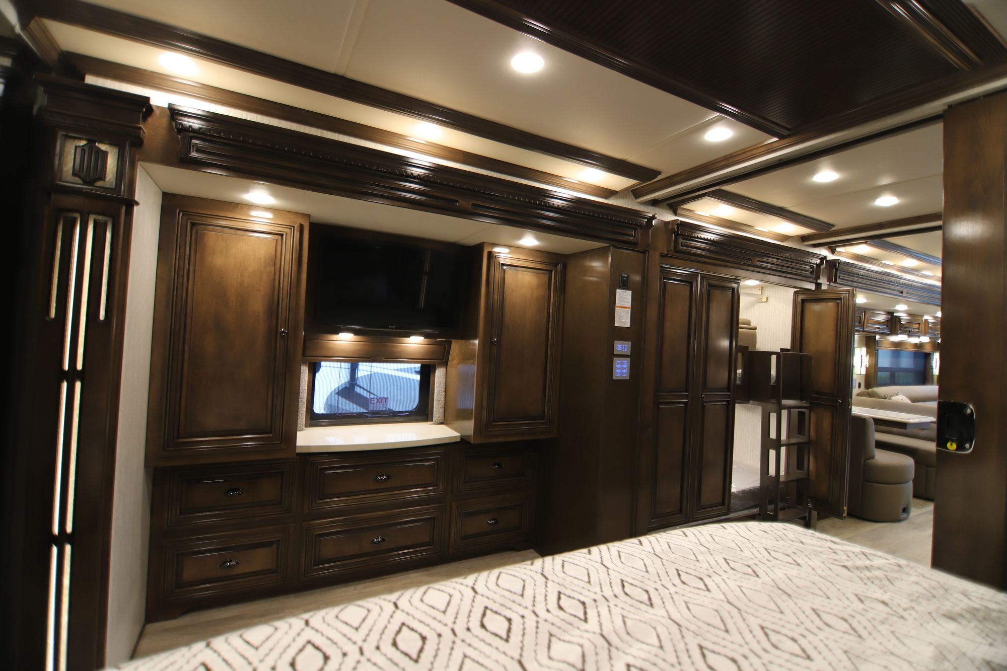 New 2019 Newmar Dutch Star 4326 Class A  For Sale