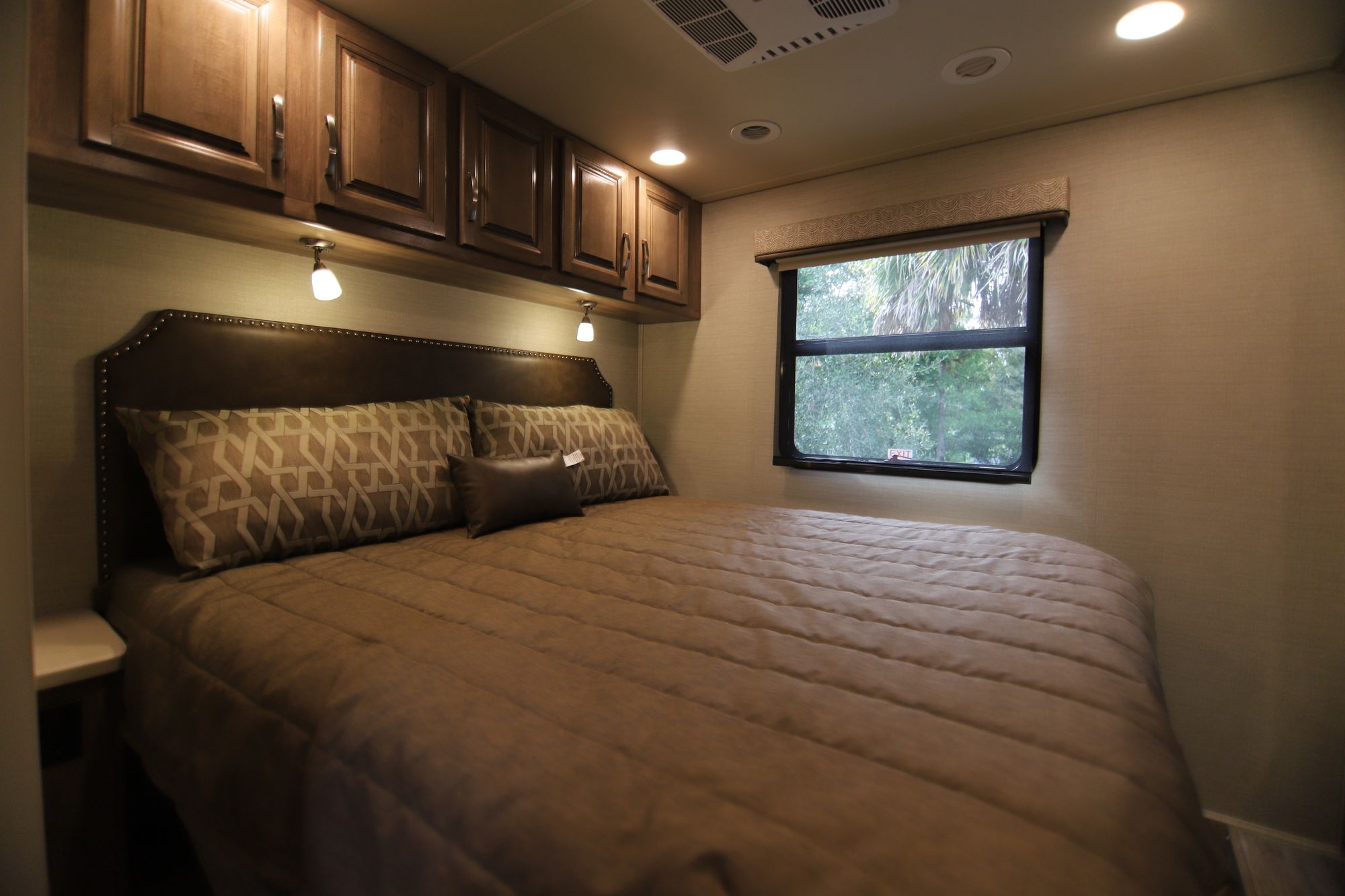 New 2019 Jayco Precept 29V Class A  For Sale