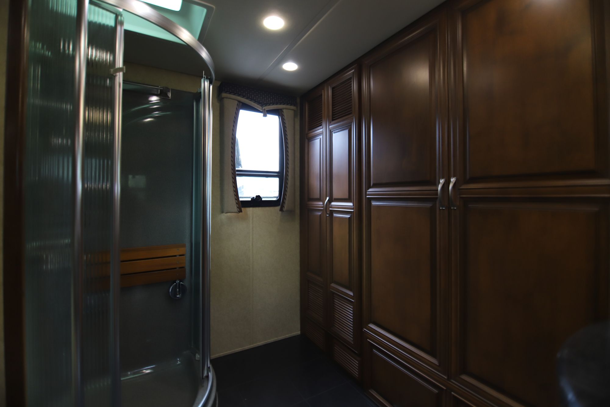 Used 2012 Newmar Mountain Aire 4344 Class A  For Sale