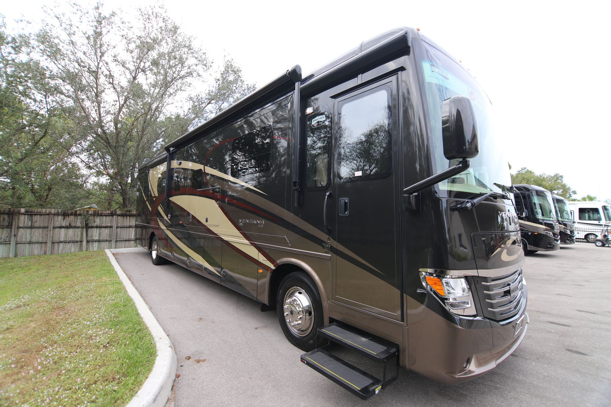 New 2019 Newmar Ventana Le 4037 Class A  For Sale